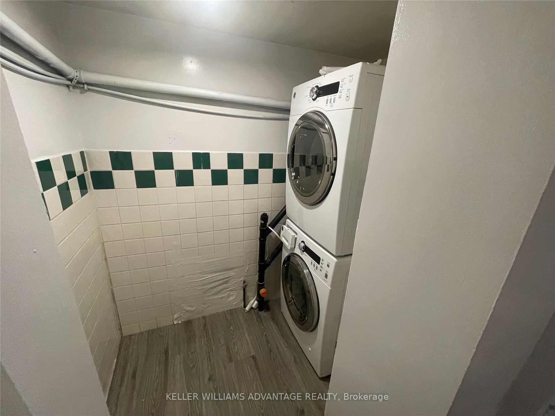 Photo 16 of Unit #Lower, 372 Highfield Road, Toronto, Greenwood-Coxwell — HOMEH