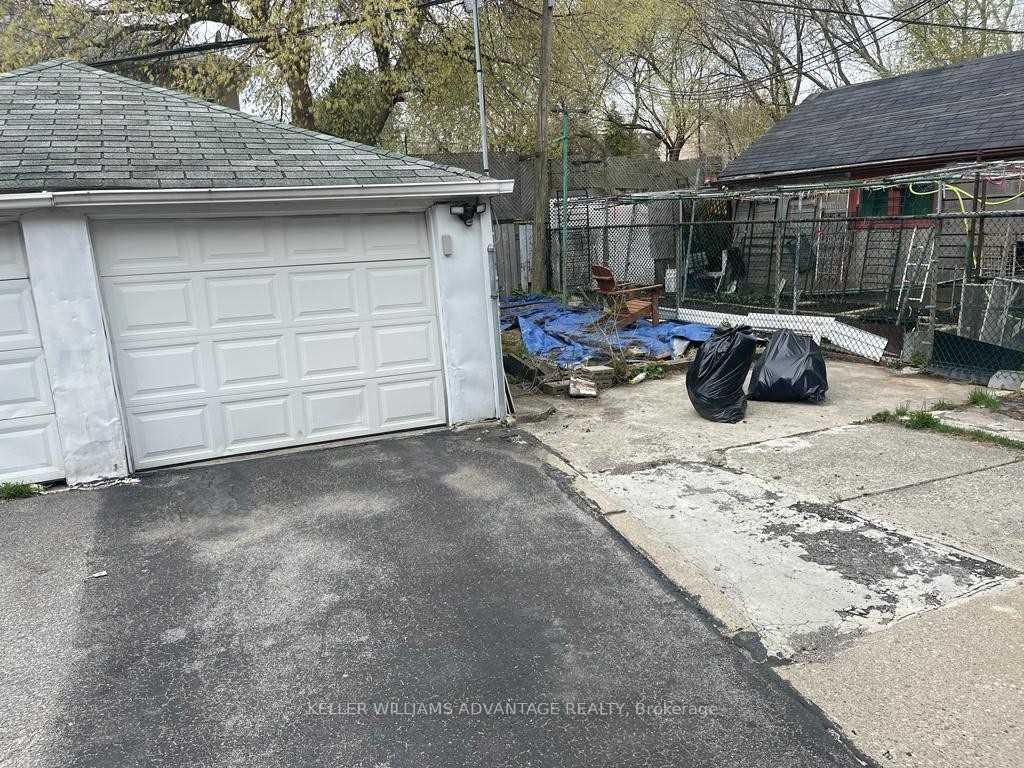 Photo 18 of Unit #Lower, 372 Highfield Road, Toronto, Greenwood-Coxwell — HOMEH