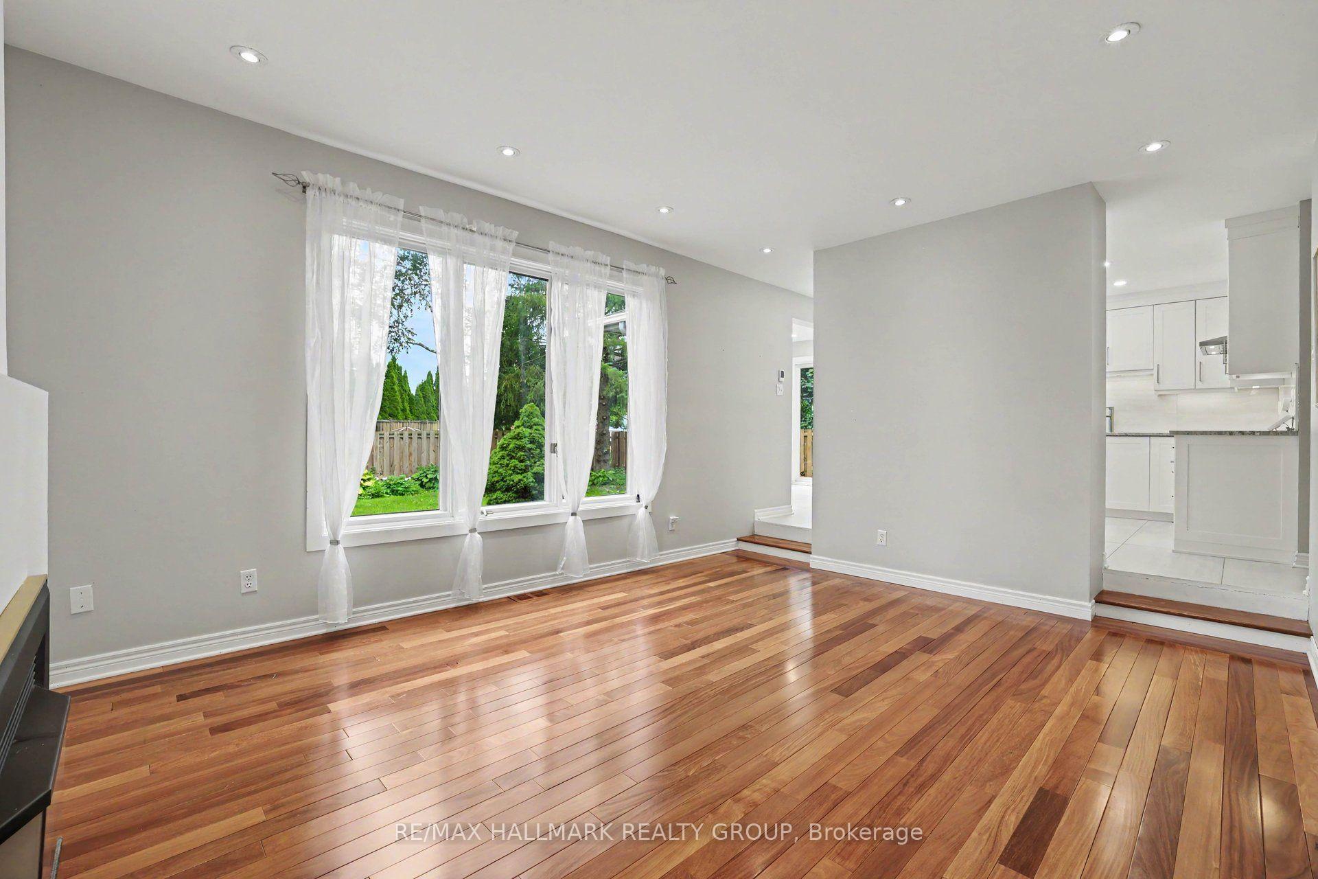 Photo 13 of 66 Bateman Drive, Ottawa, Manordale — HOMEH