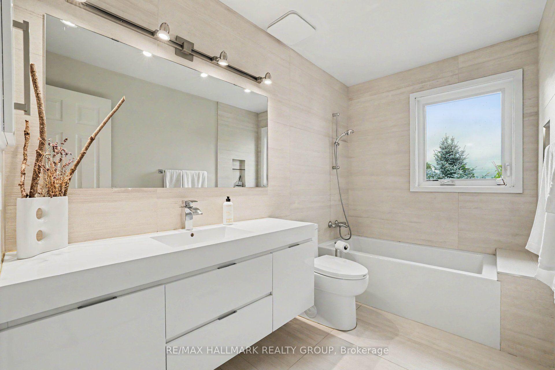 Photo 22 of 66 Bateman Drive, Ottawa, Manordale — HOMEH