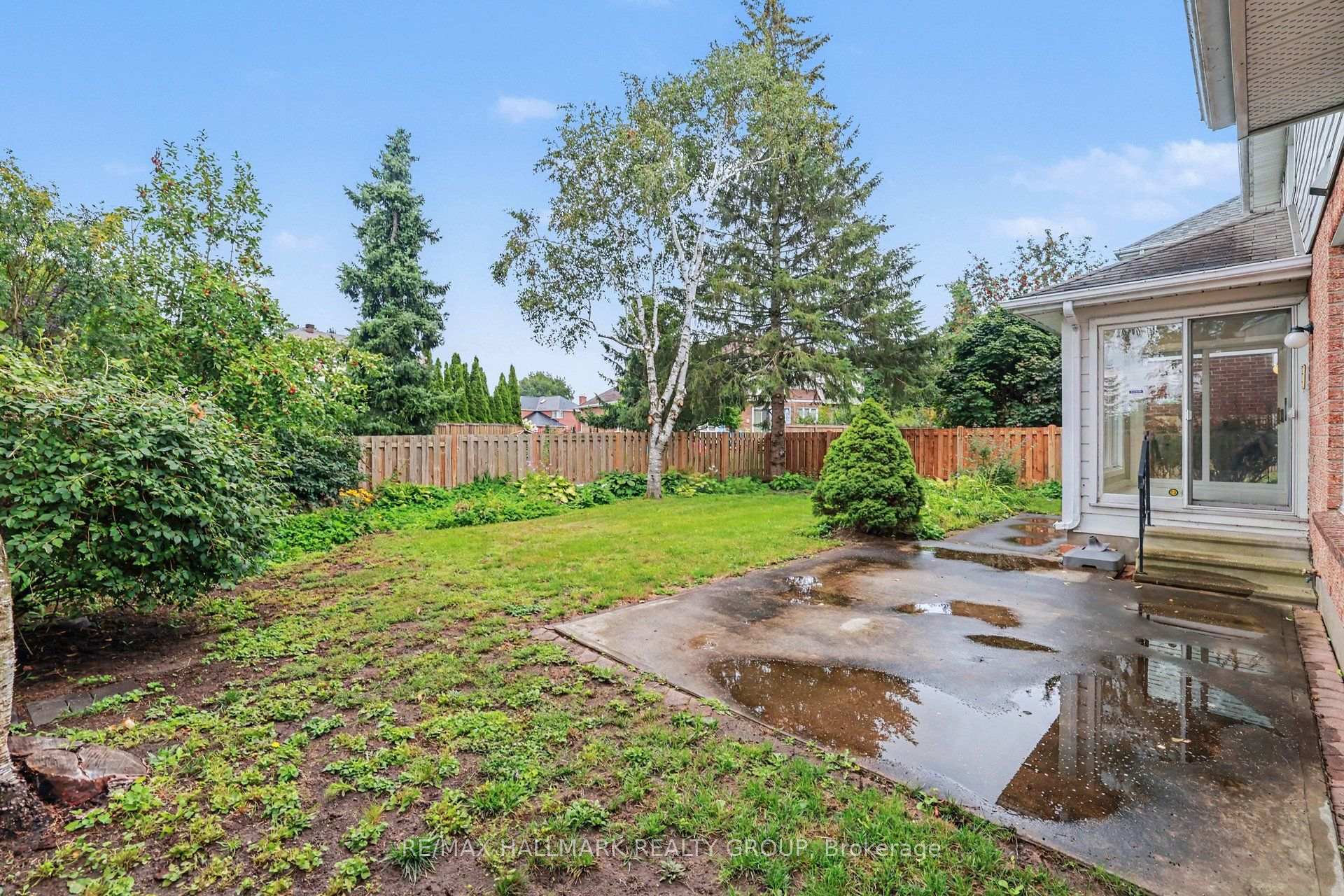 Photo 26 of 66 Bateman Drive, Ottawa, Manordale — HOMEH