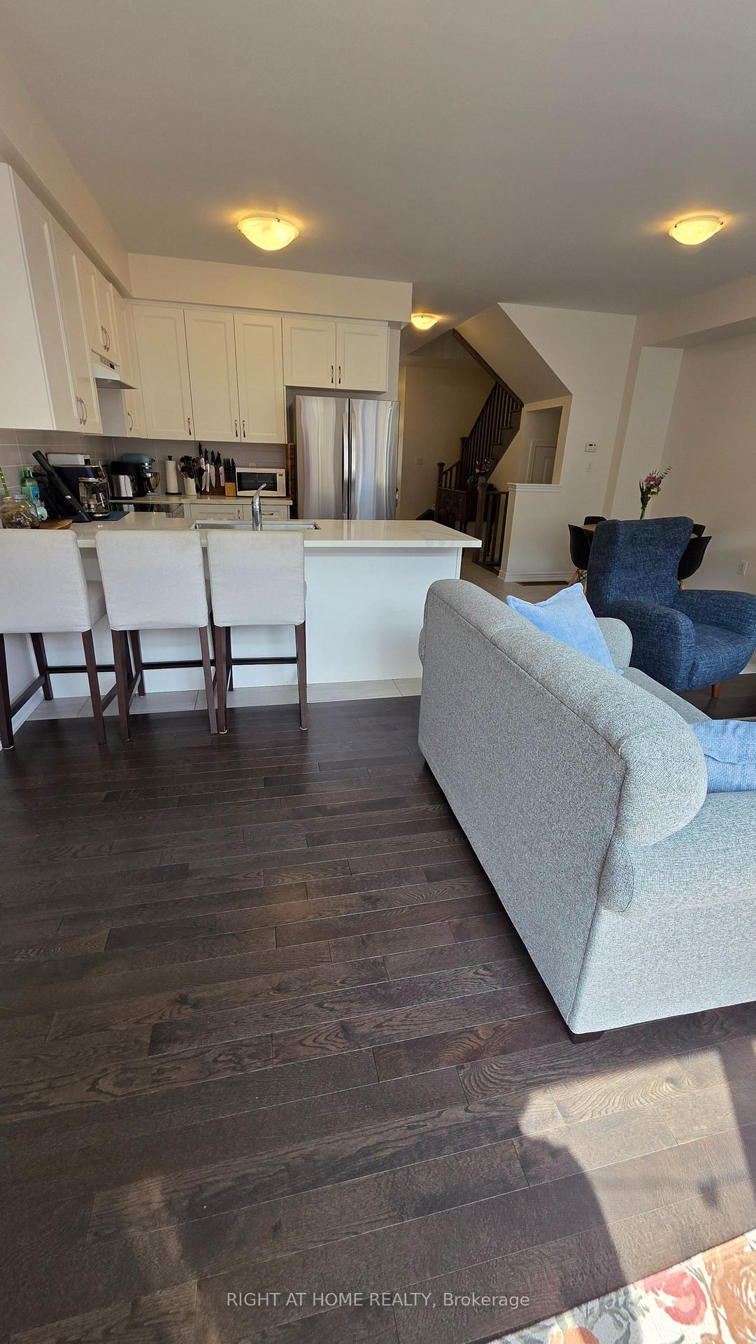 Photo 17 of 2257 Grainger Loop, Innisfil, Rural Innisfil — HOMEH