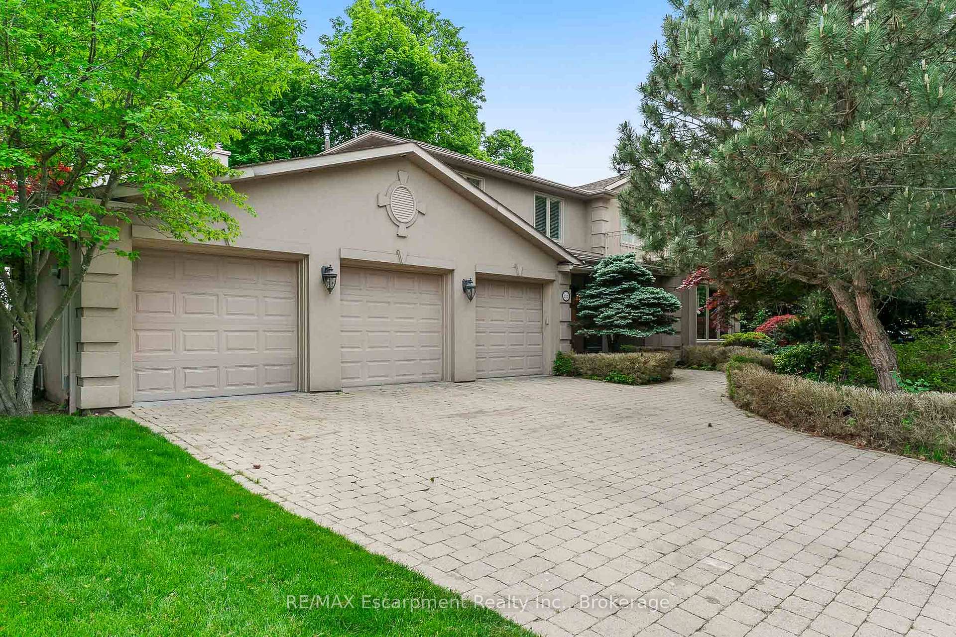 Photo of 2372 Carrington Place