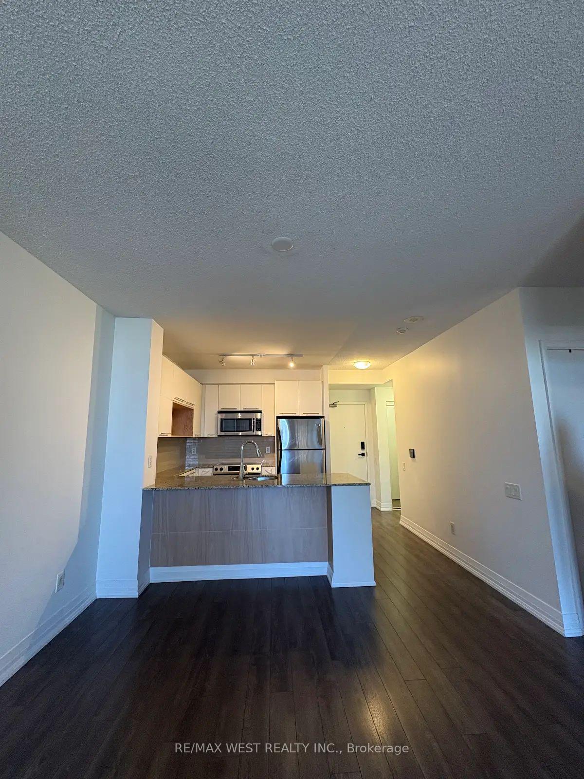Photo 8 of Unit 2209, 21 Carlton Street, Toronto, Church-Yonge Corridor — HOMEH