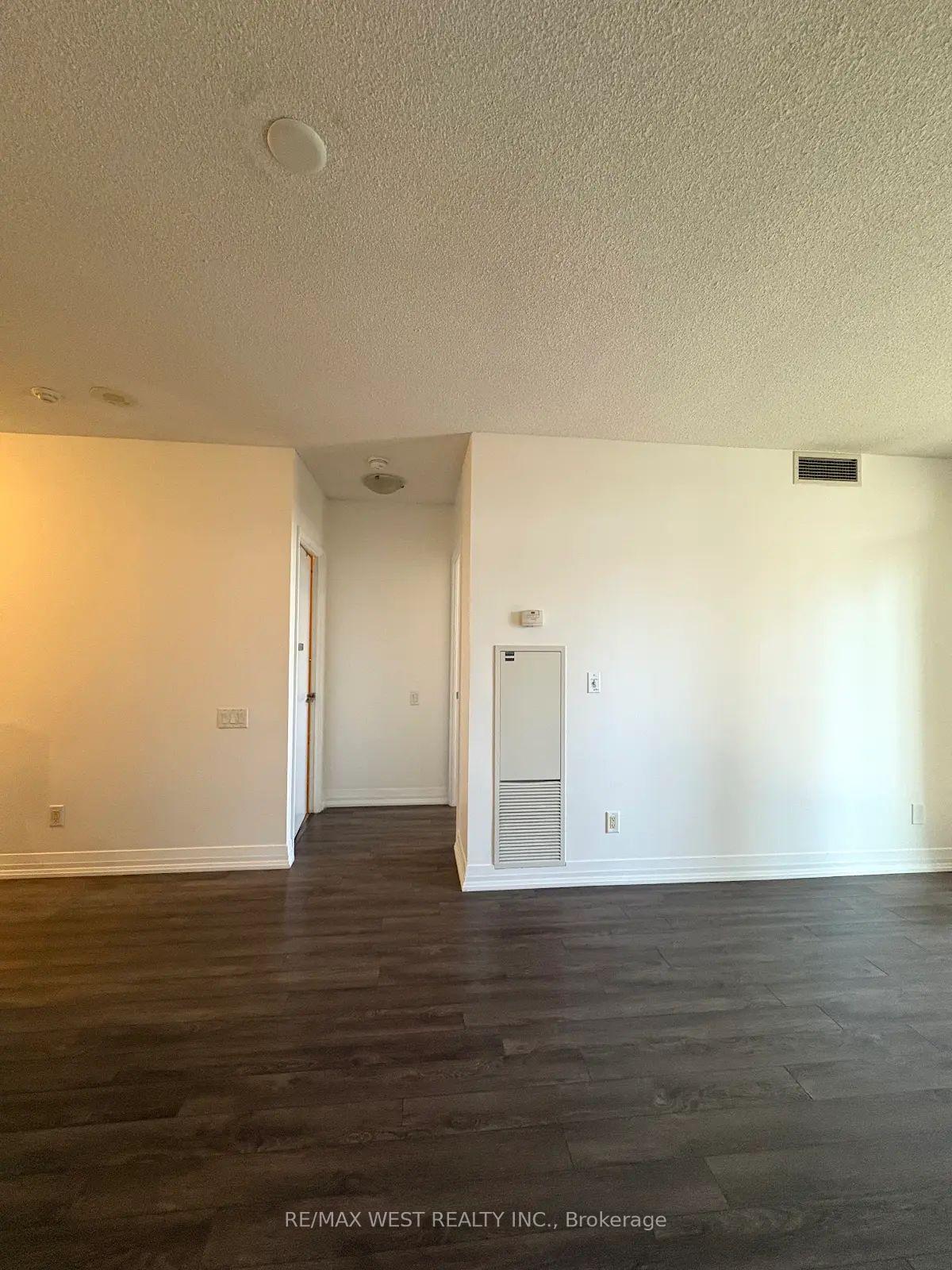 Photo 9 of Unit 2209, 21 Carlton Street, Toronto, Church-Yonge Corridor — HOMEH