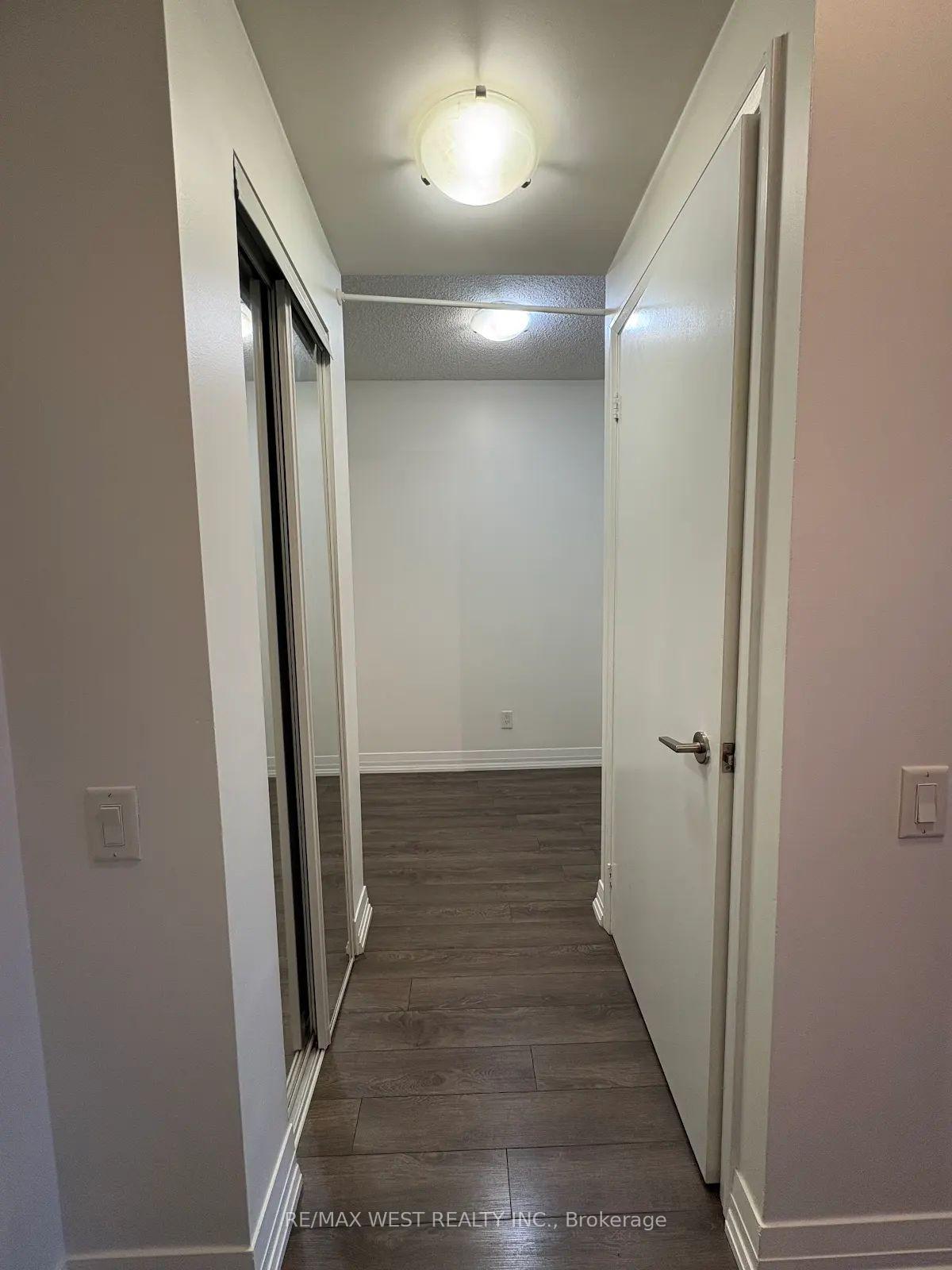 Photo 10 of Unit 2209, 21 Carlton Street, Toronto, Church-Yonge Corridor — HOMEH