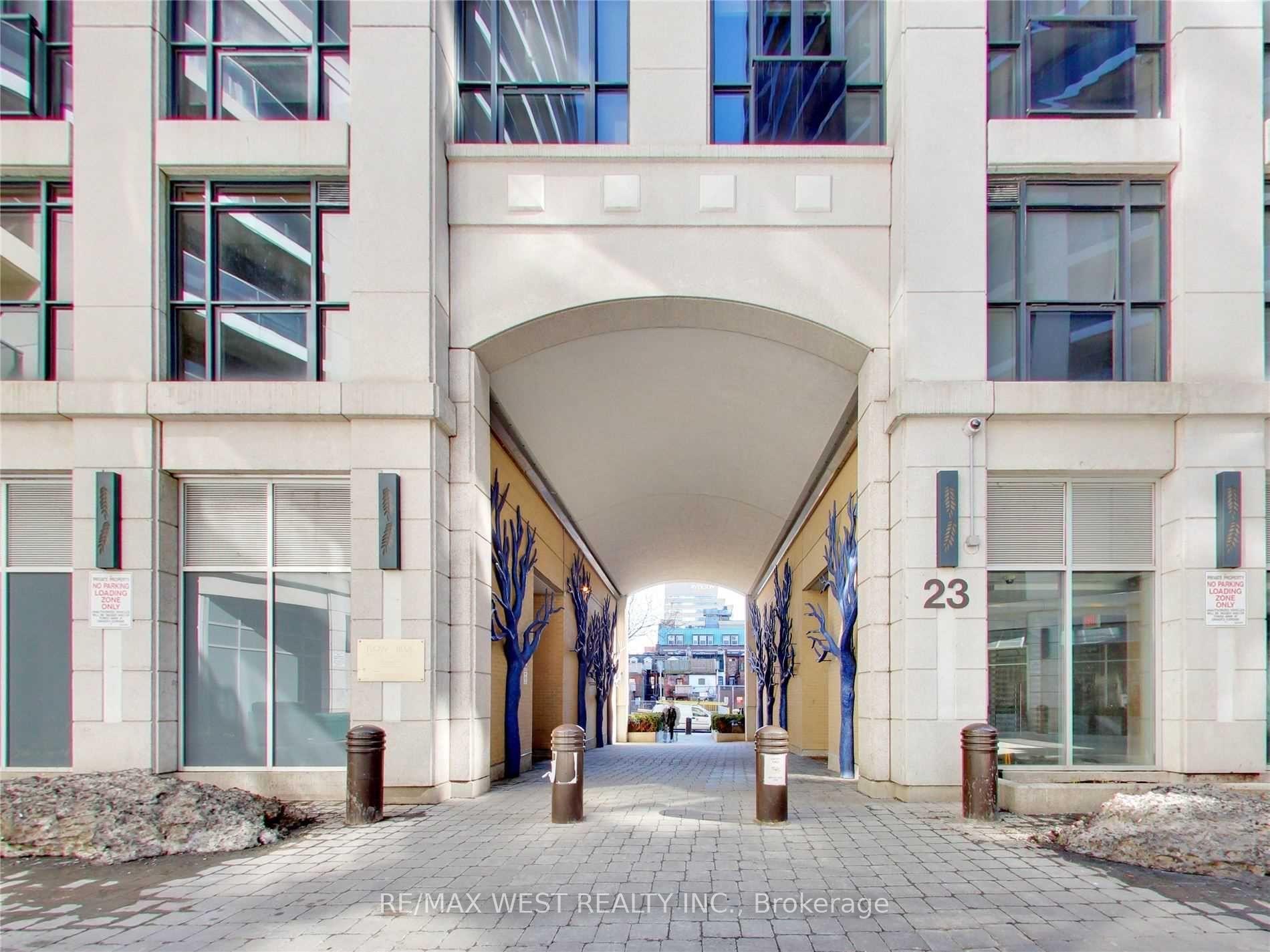 Photo 4 of Unit 2209, 21 Carlton Street, Toronto, Church-Yonge Corridor — HOMEH