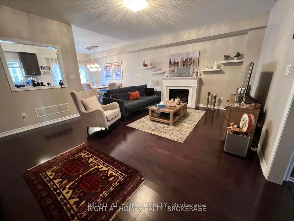 Photo 7 of 60 Zachary Place N, Vaughan, Vellore Village — HOMEH
