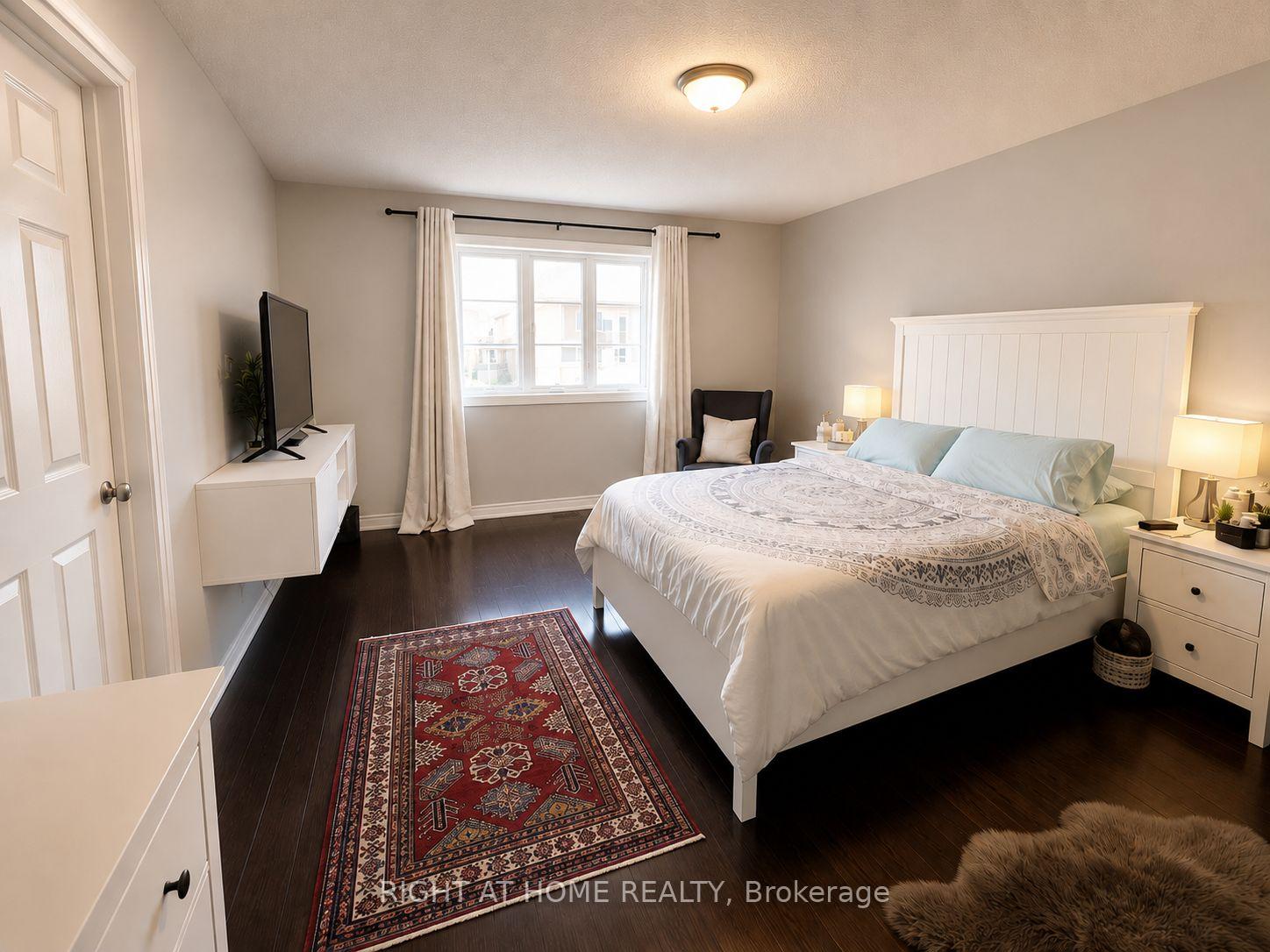Photo 11 of 60 Zachary Place N, Vaughan, Vellore Village — HOMEH