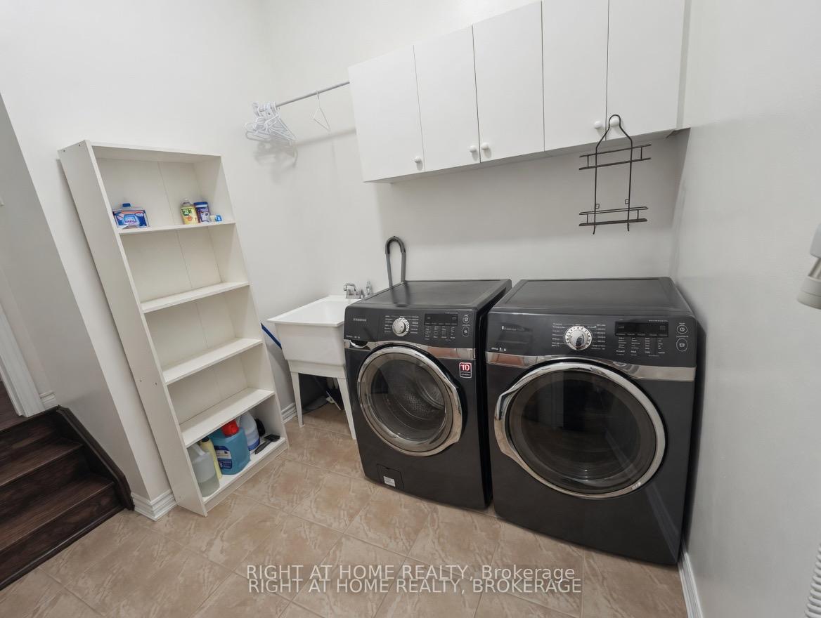 Photo 21 of 60 Zachary Place N, Vaughan, Vellore Village — HOMEH