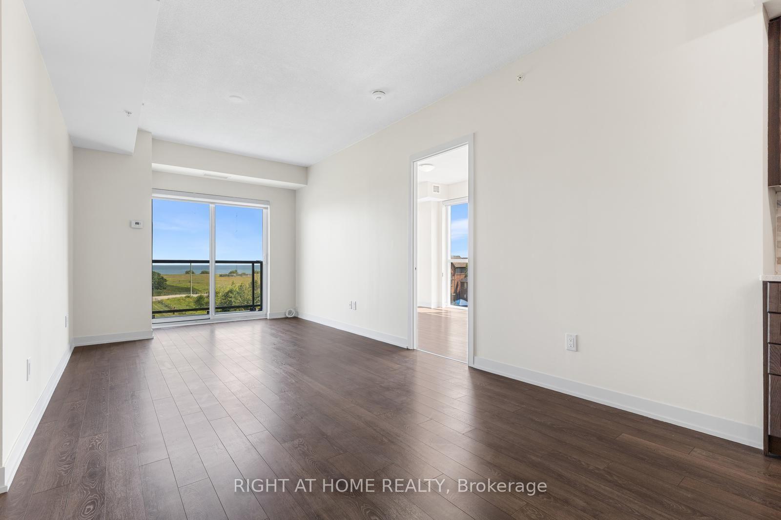 Photo 13 of Unit 319, 550 North Service Road, Grimsby, Grimsby Beach — HOMEH