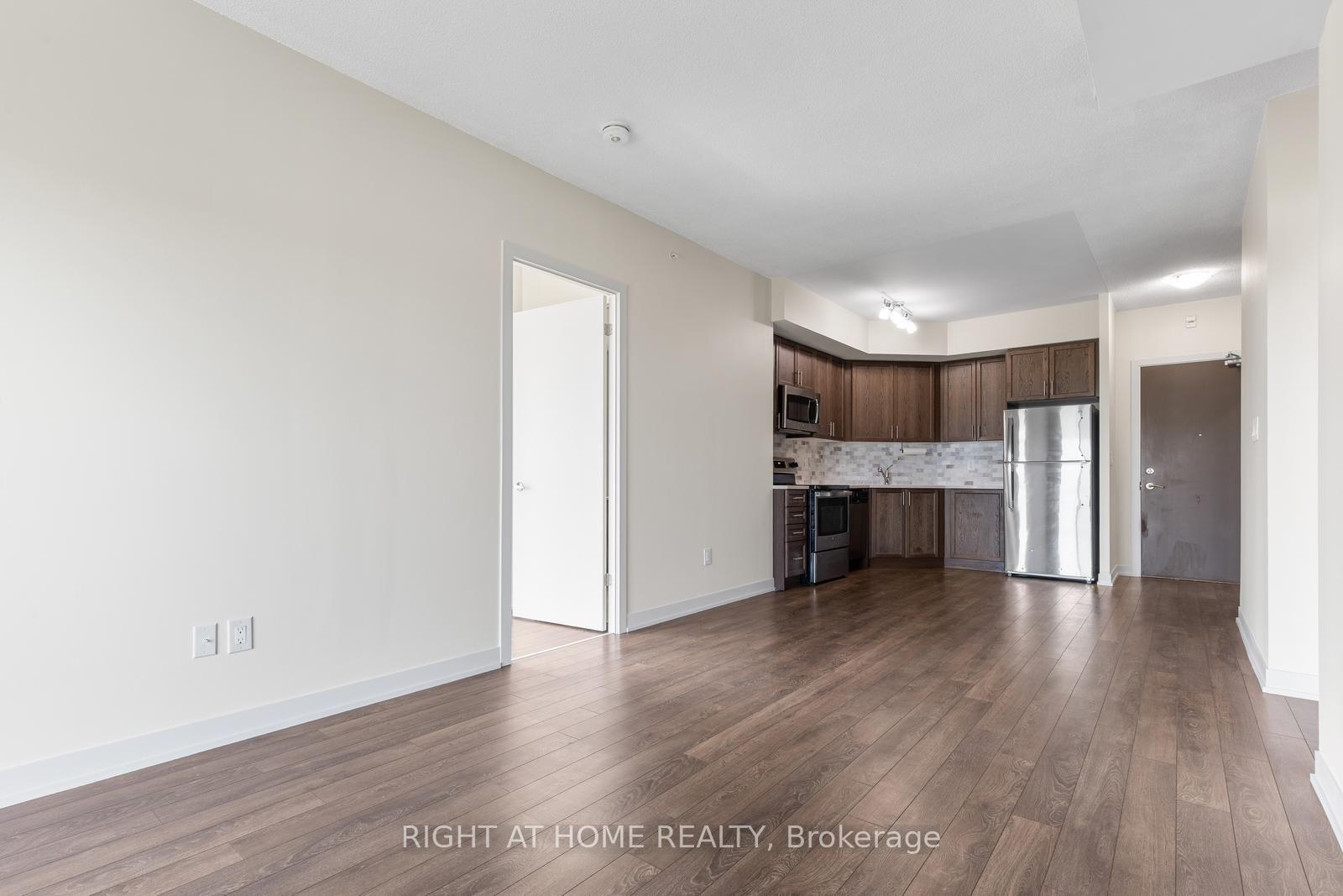 Photo 16 of Unit 319, 550 North Service Road, Grimsby, Grimsby Beach — HOMEH