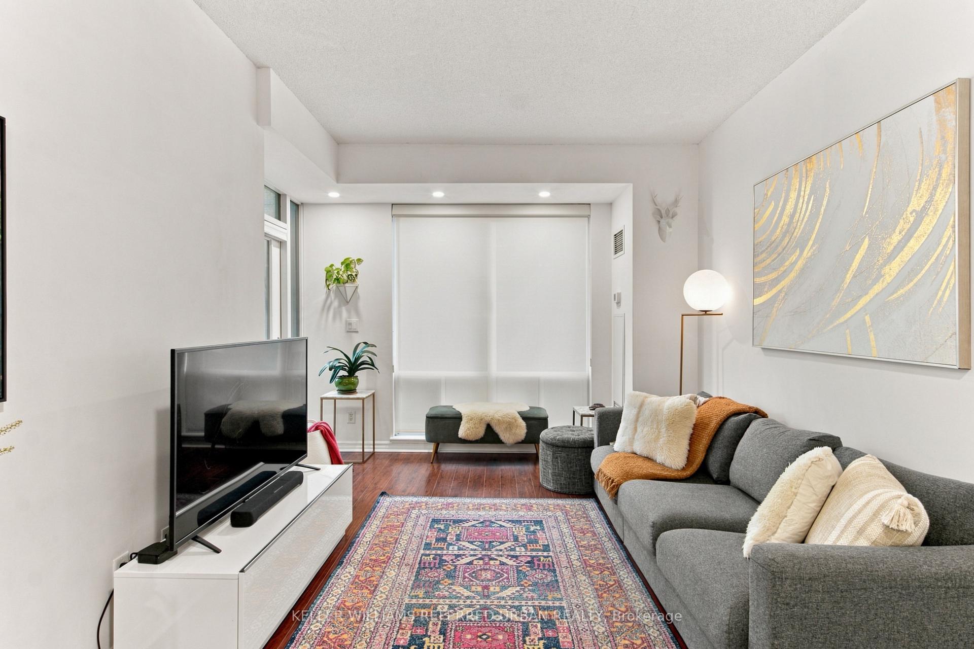 Photo 8 of Unit 1809, 300 Bloor Street E, Toronto, Rosedale-Moore Park — HOMEH