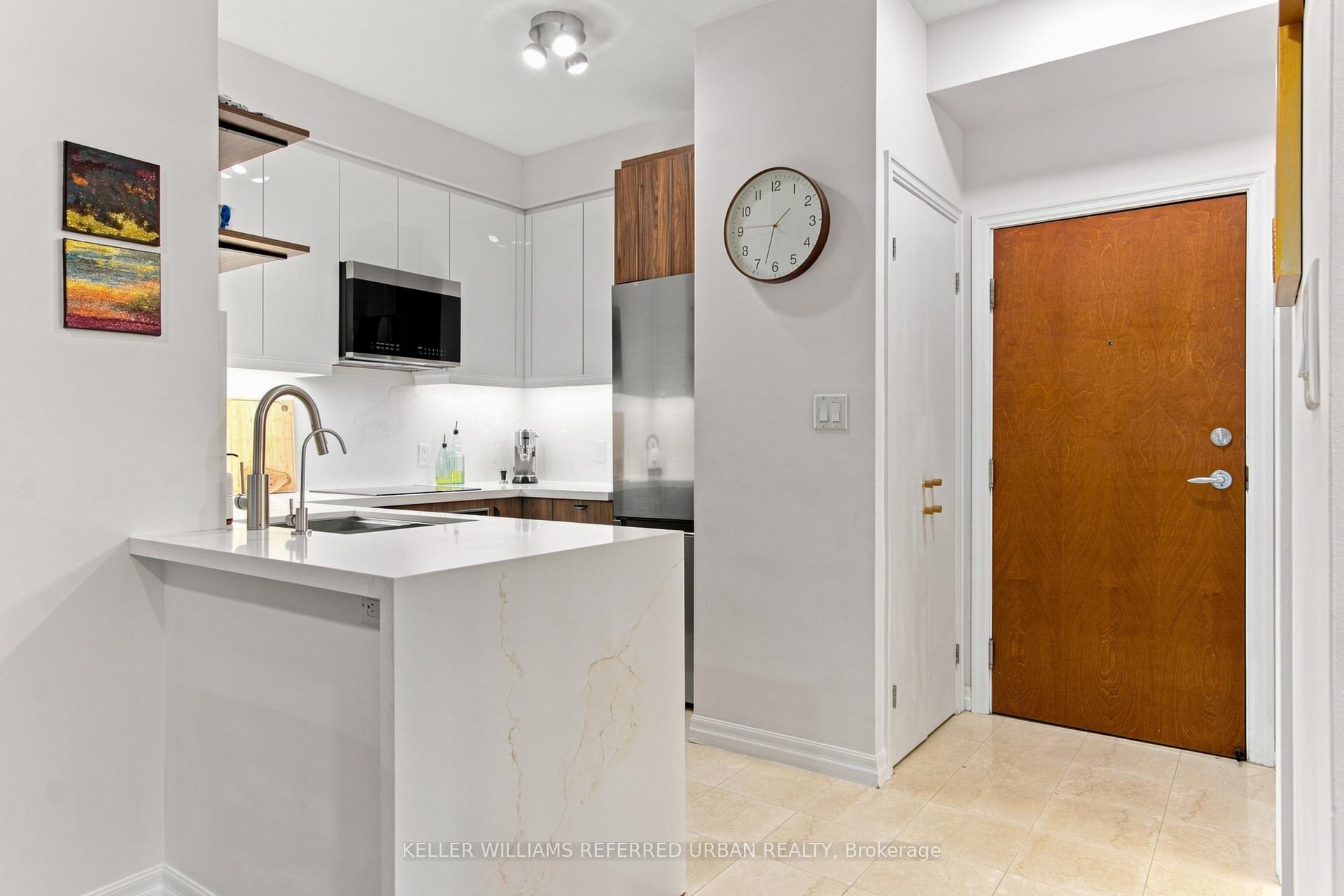 Photo 13 of Unit 1809, 300 Bloor Street E, Toronto, Rosedale-Moore Park — HOMEH