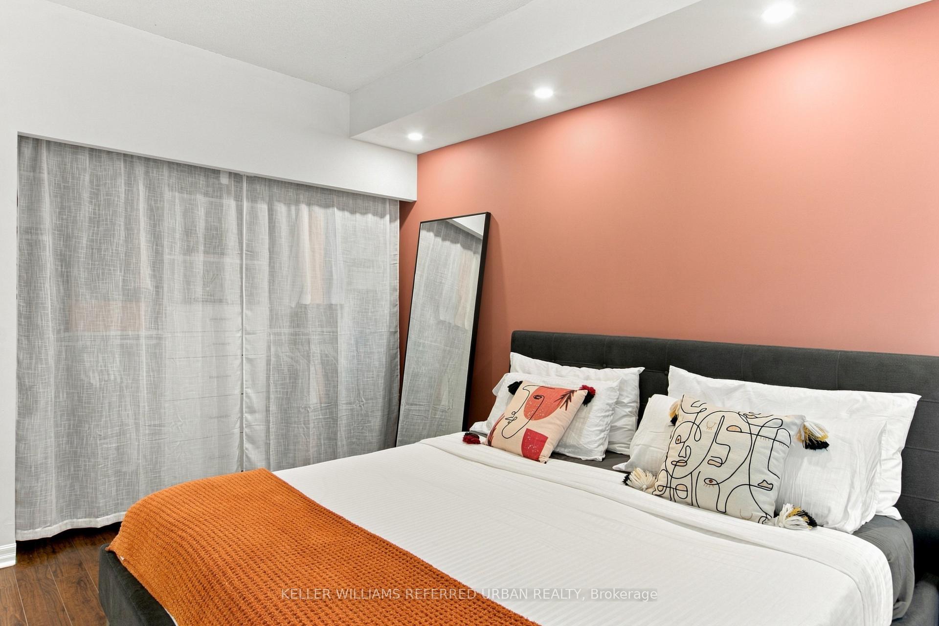 Photo 19 of Unit 1809, 300 Bloor Street E, Toronto, Rosedale-Moore Park — HOMEH