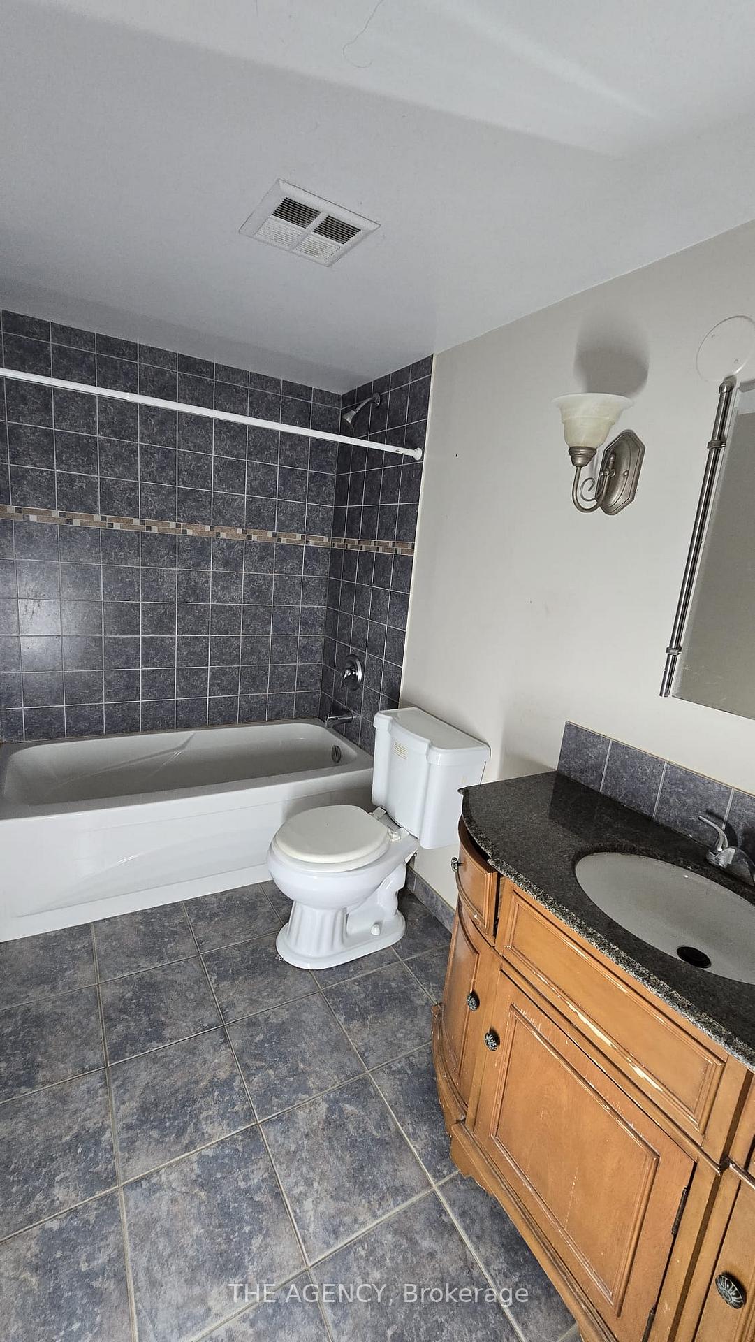 Photo 10 of Unit 804, 207 Galloway Road, Scarborough, West Hill — HOMEH
