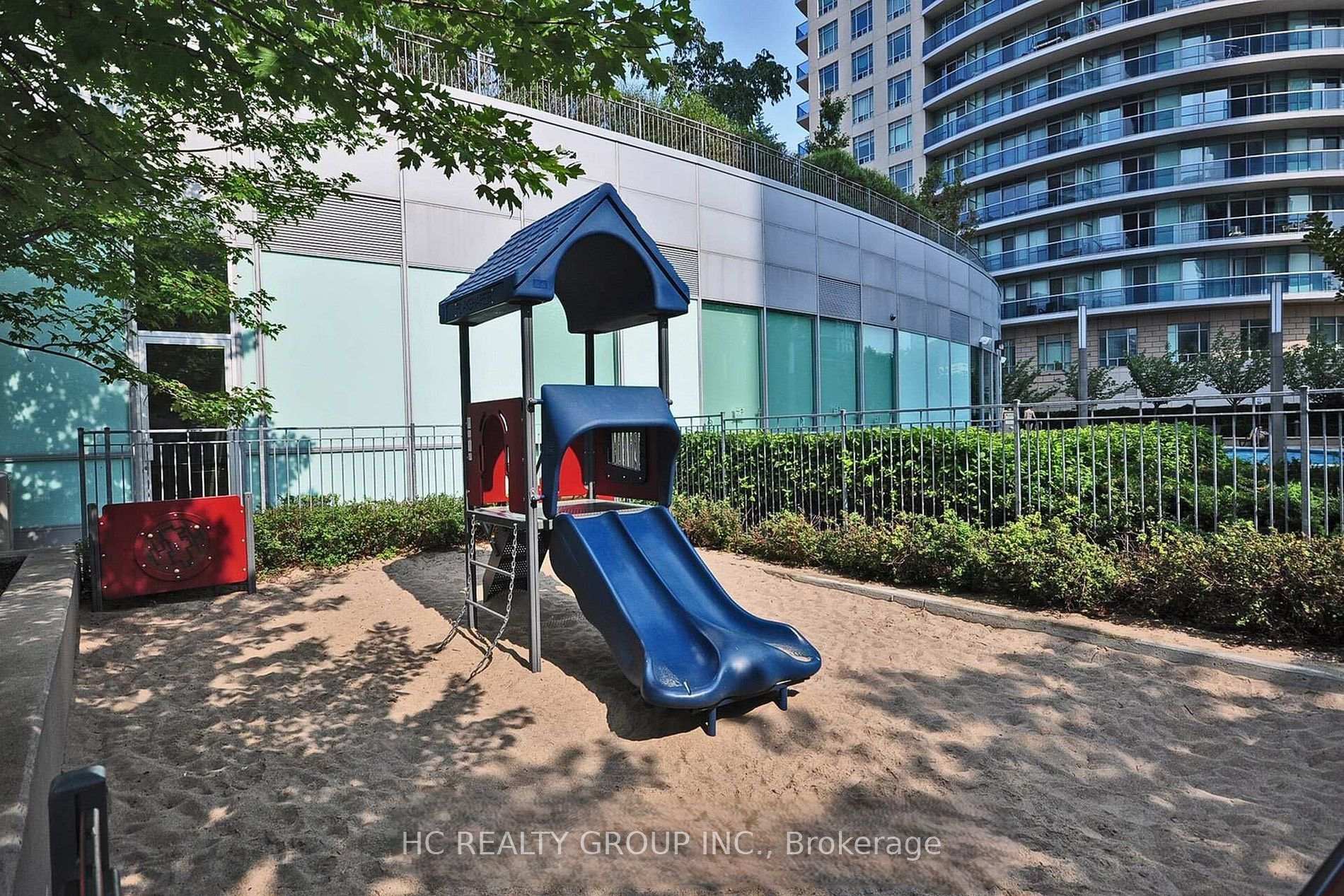 Photo 12 of Unit 709, 50 Absolute Avenue, Mississauga, City Centre — HOMEH