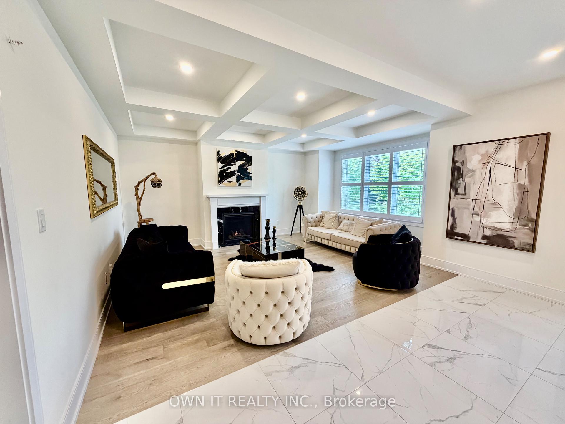 Photo 11 of 33 Lost Canyon Way, Brampton, Credit Valley — HOMEH