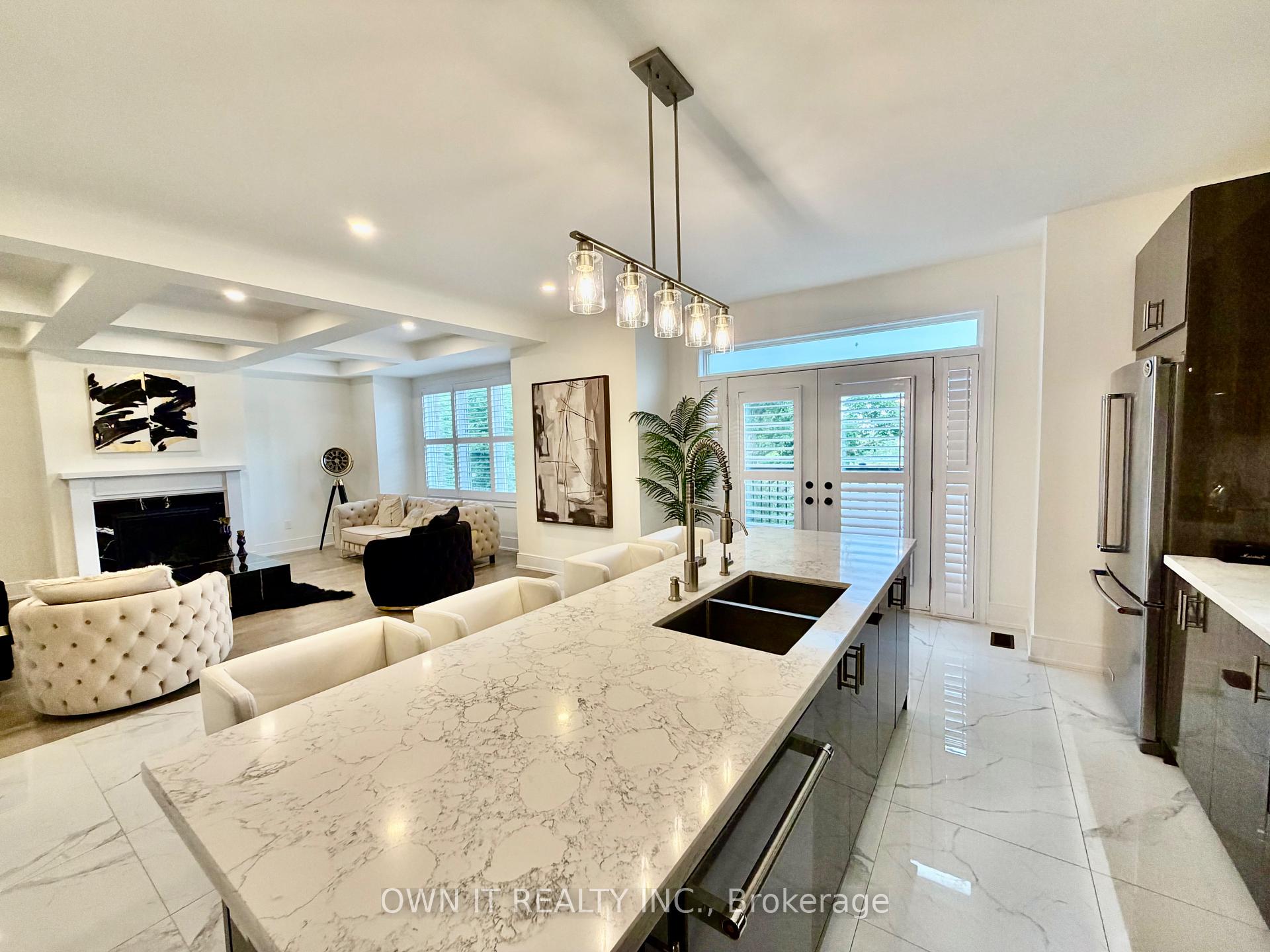 Photo 14 of 33 Lost Canyon Way, Brampton, Credit Valley — HOMEH