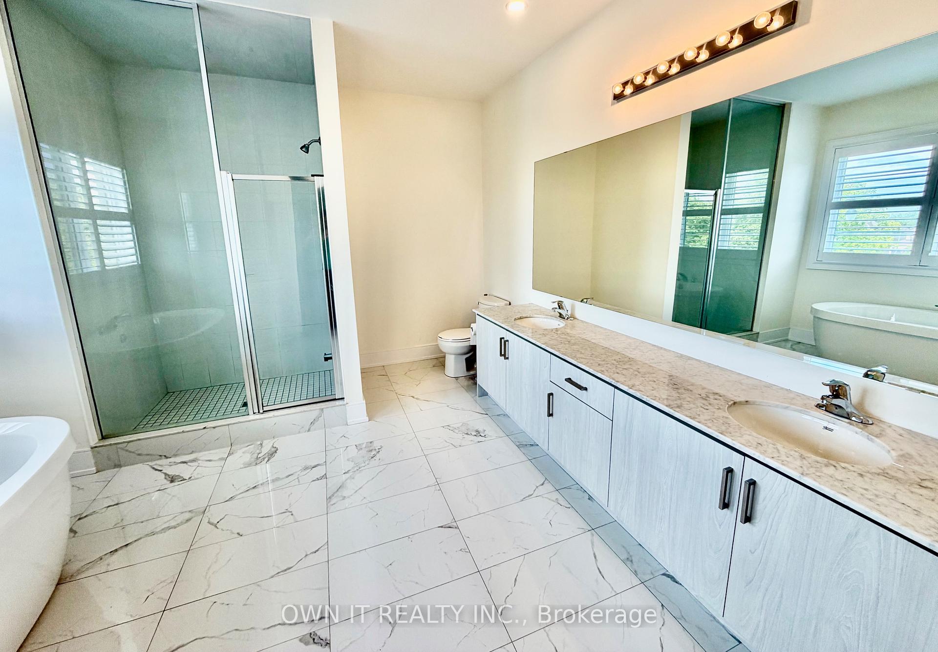 Photo 29 of 33 Lost Canyon Way, Brampton, Credit Valley — HOMEH