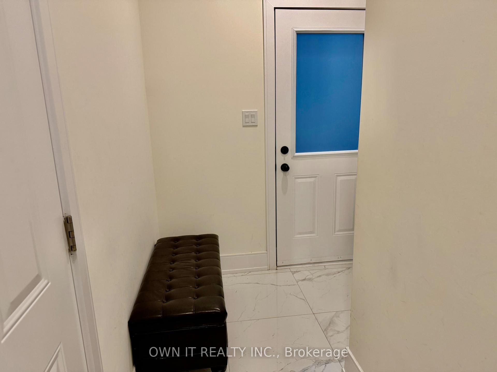 Photo 42 of 33 Lost Canyon Way, Brampton, Credit Valley — HOMEH