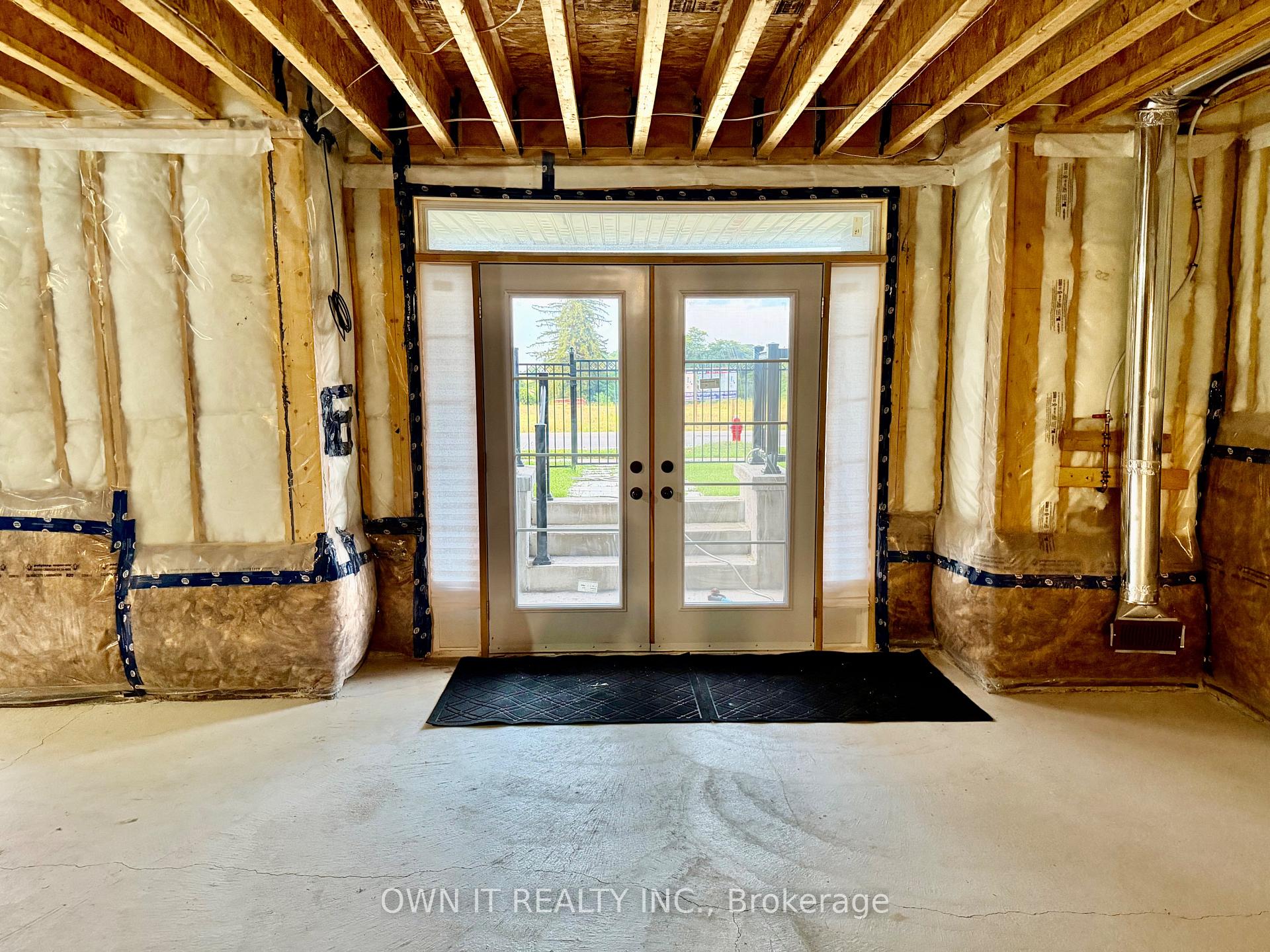 Photo 46 of 33 Lost Canyon Way, Brampton, Credit Valley — HOMEH