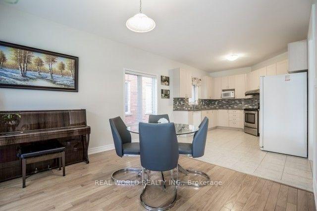 Photo 8 of 66 Carnoustie Crescent, Richmond Hill, Jefferson — HOMEH