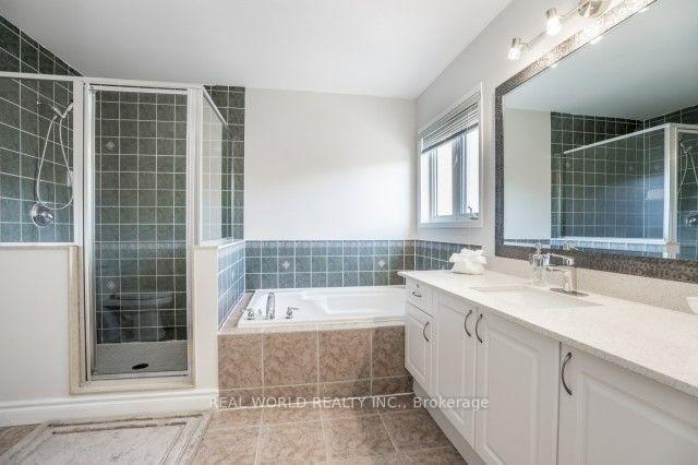 Photo 14 of 66 Carnoustie Crescent, Richmond Hill, Jefferson — HOMEH