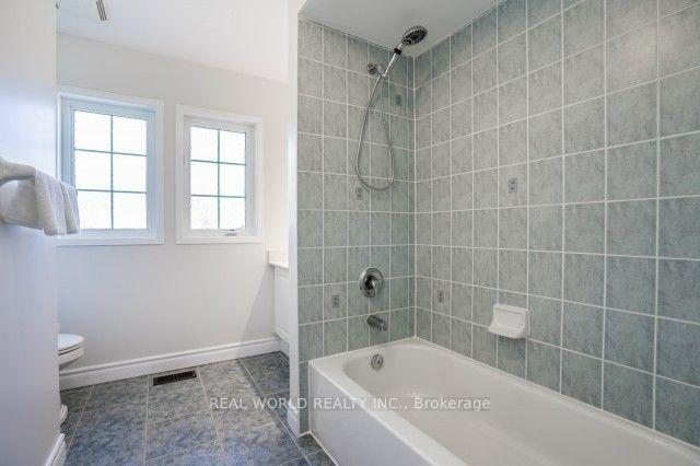 Photo 15 of 66 Carnoustie Crescent, Richmond Hill, Jefferson — HOMEH