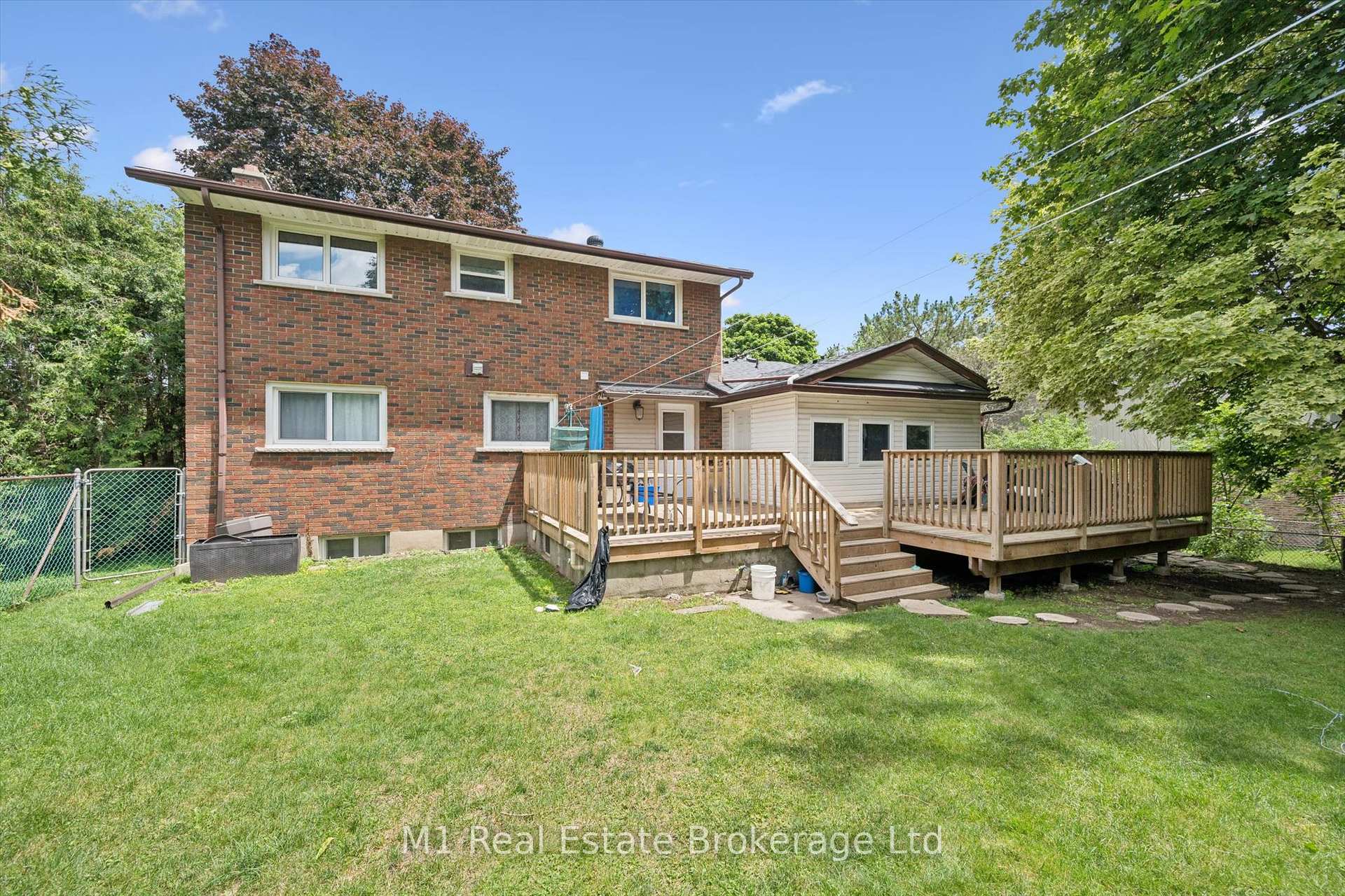 Photo 7 of 53 Janefield Avenue, Guelph, Dovercliffe Park/Old University — HOMEH