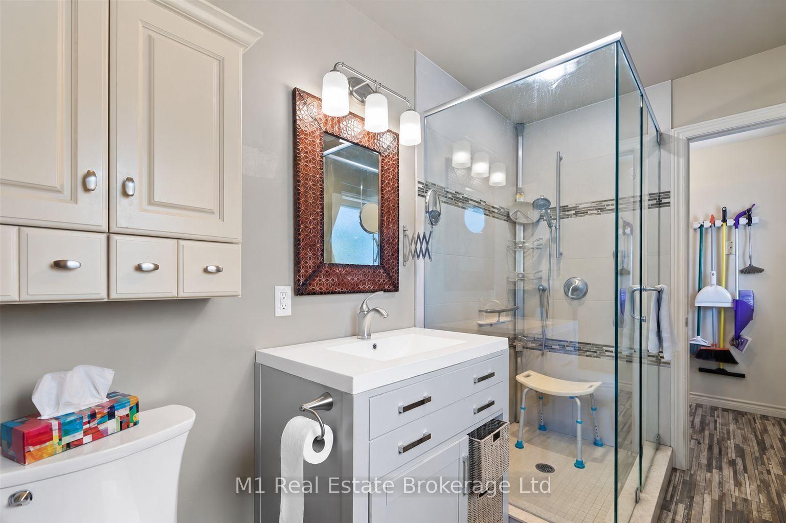 Photo 14 of 53 Janefield Avenue, Guelph, Dovercliffe Park/Old University — HOMEH