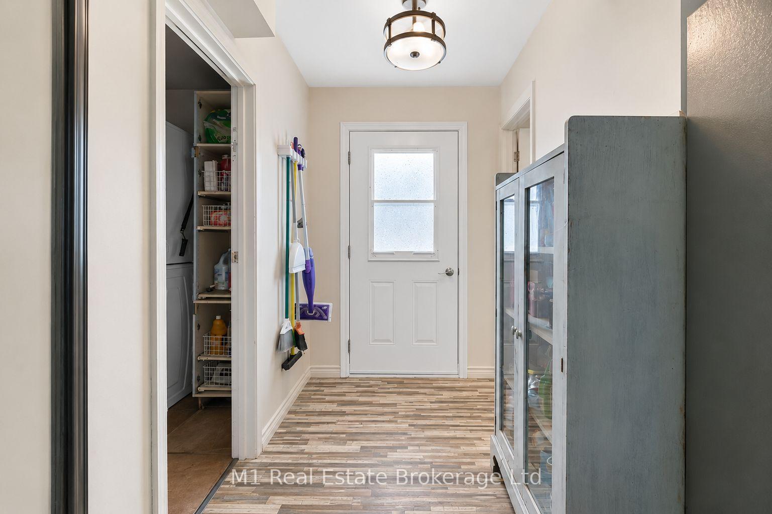 Photo 15 of 53 Janefield Avenue, Guelph, Dovercliffe Park/Old University — HOMEH