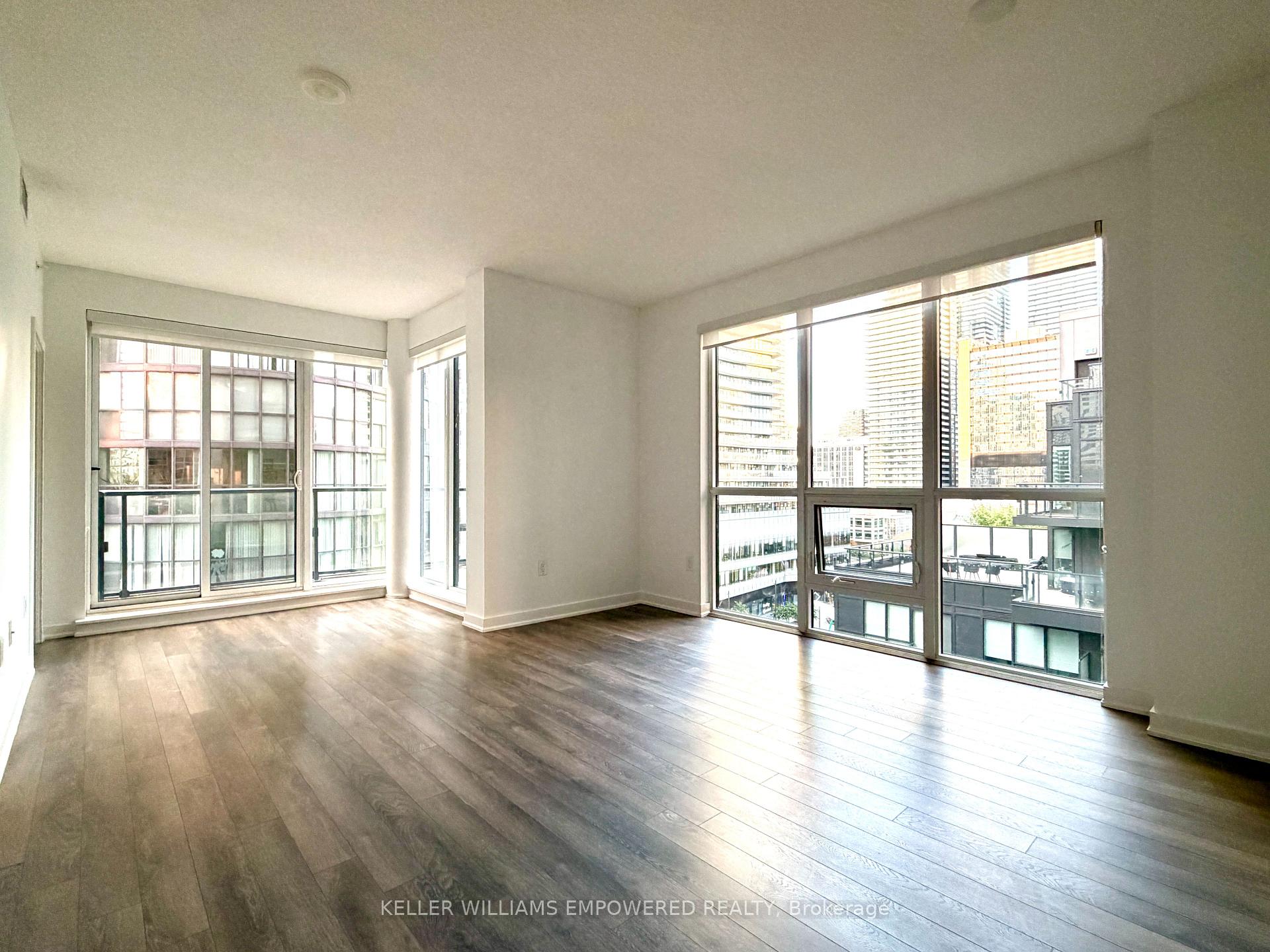 Photo 7 of Unit R801, 31 Phipps Street, Toronto, Bay Street Corridor — HOMEH