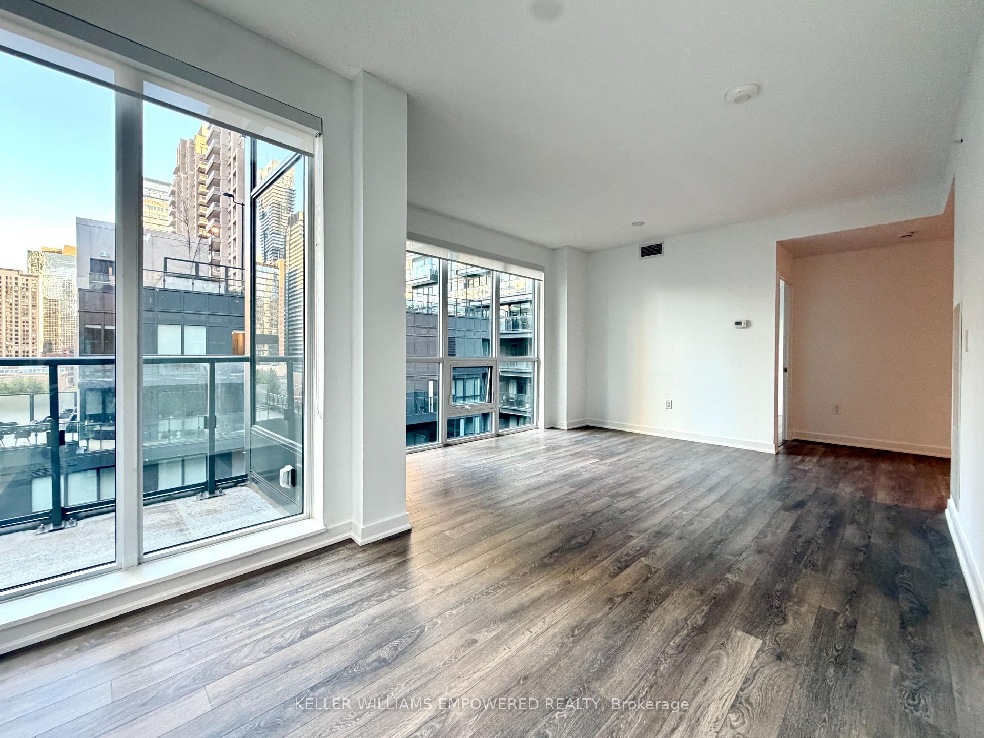 Photo 14 of Unit R801, 31 Phipps Street, Toronto, Bay Street Corridor — HOMEH