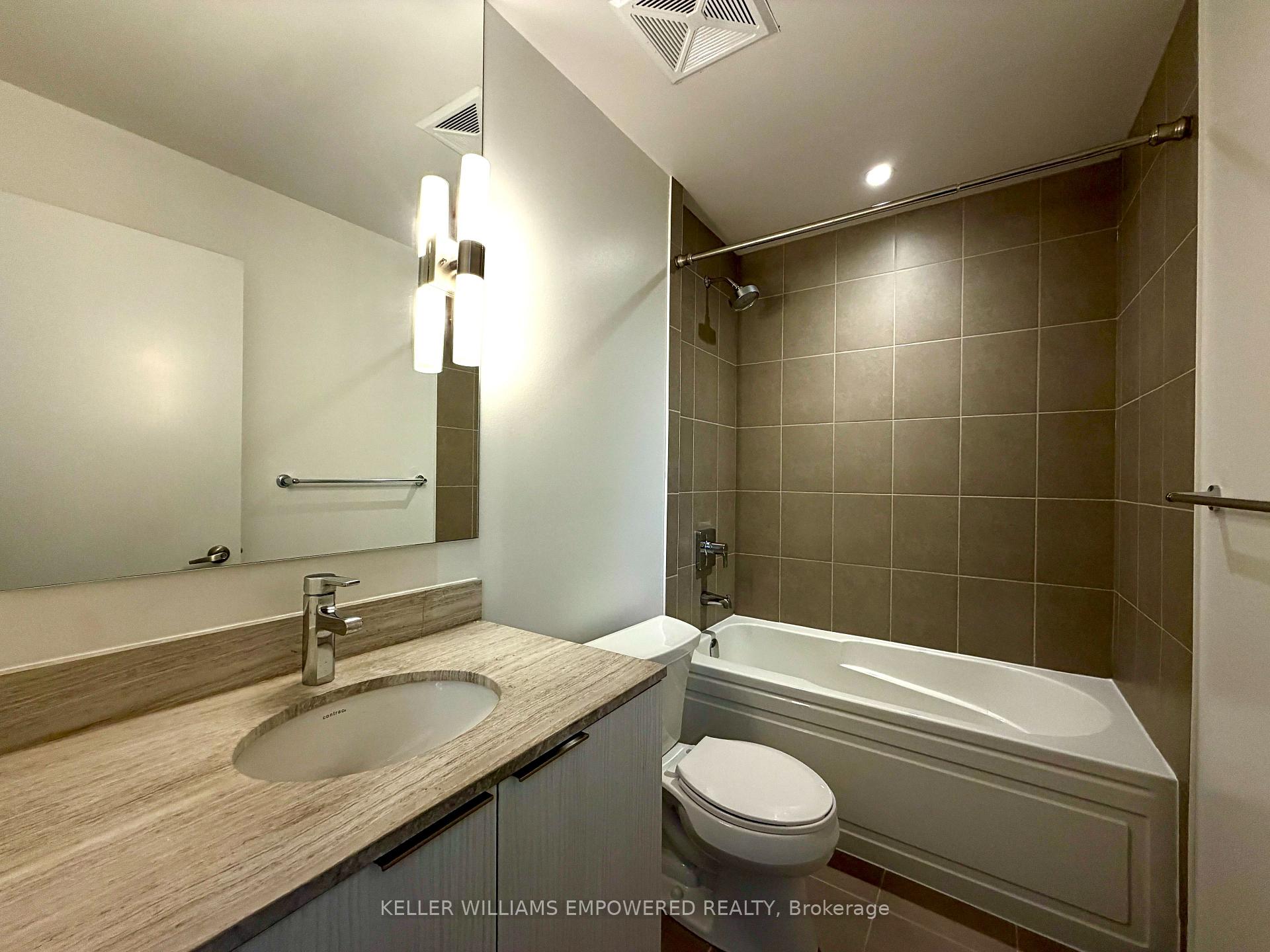 Photo 18 of Unit R801, 31 Phipps Street, Toronto, Bay Street Corridor — HOMEH