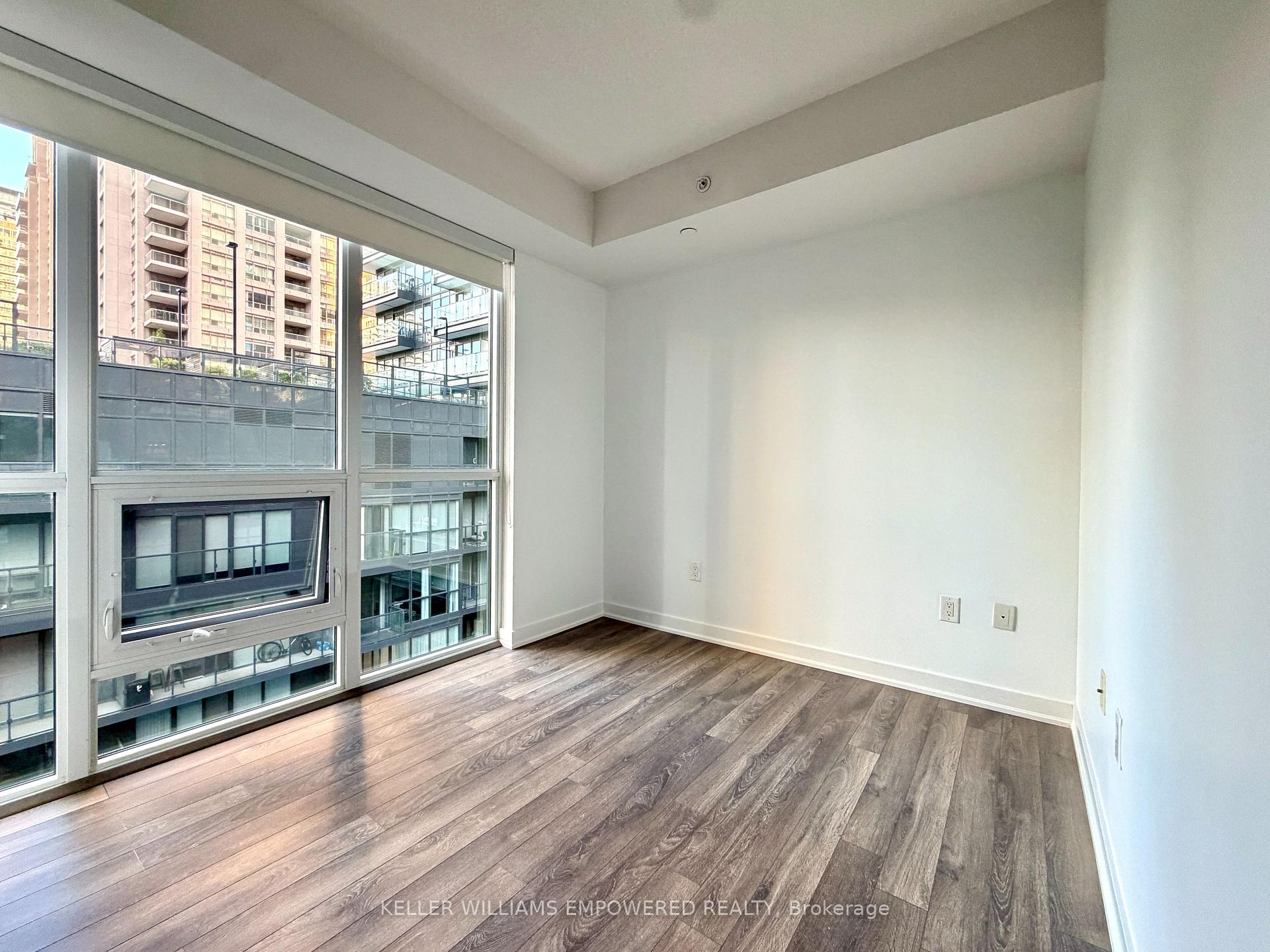 Photo 19 of Unit R801, 31 Phipps Street, Toronto, Bay Street Corridor — HOMEH