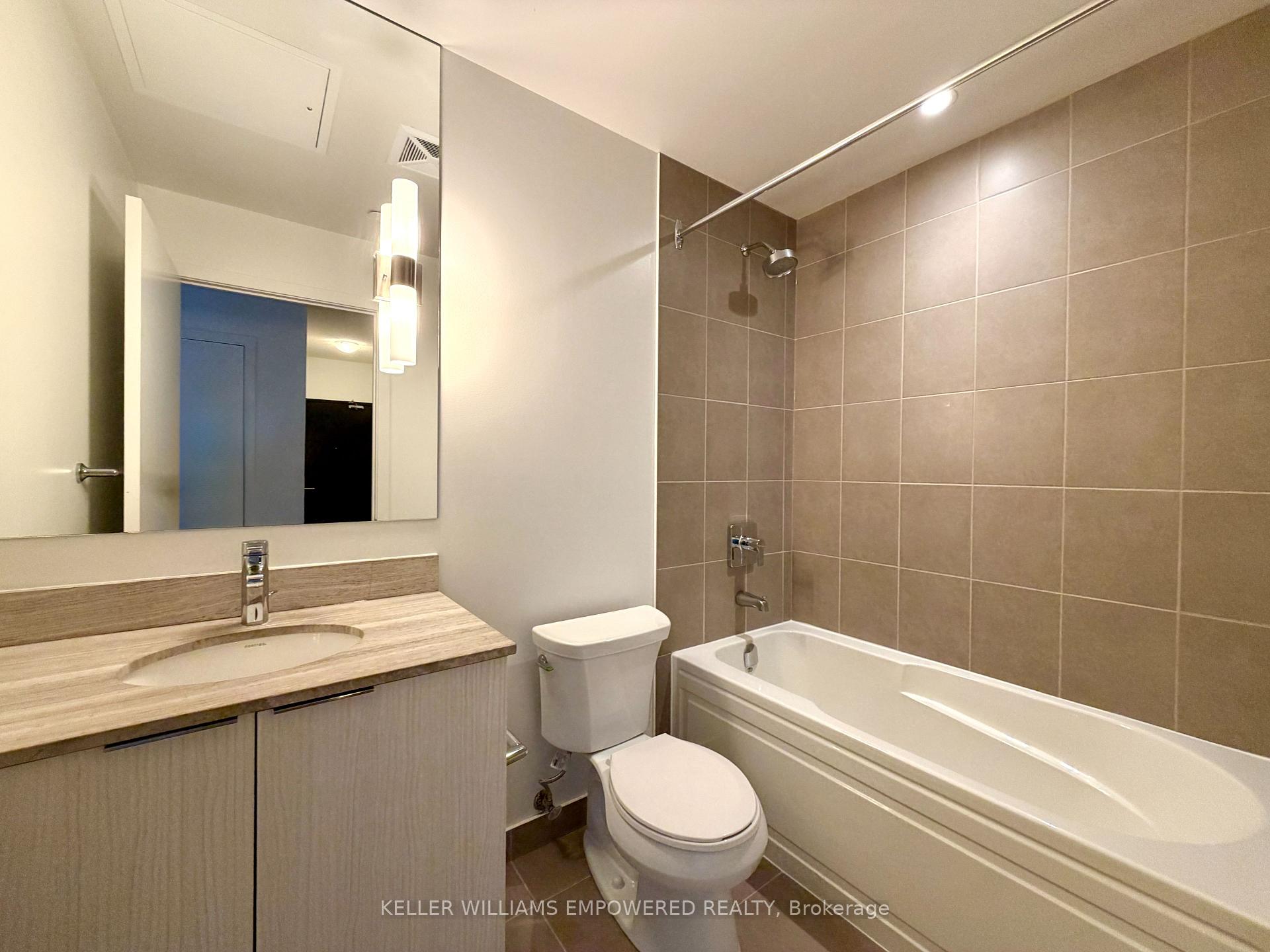 Photo 21 of Unit R801, 31 Phipps Street, Toronto, Bay Street Corridor — HOMEH