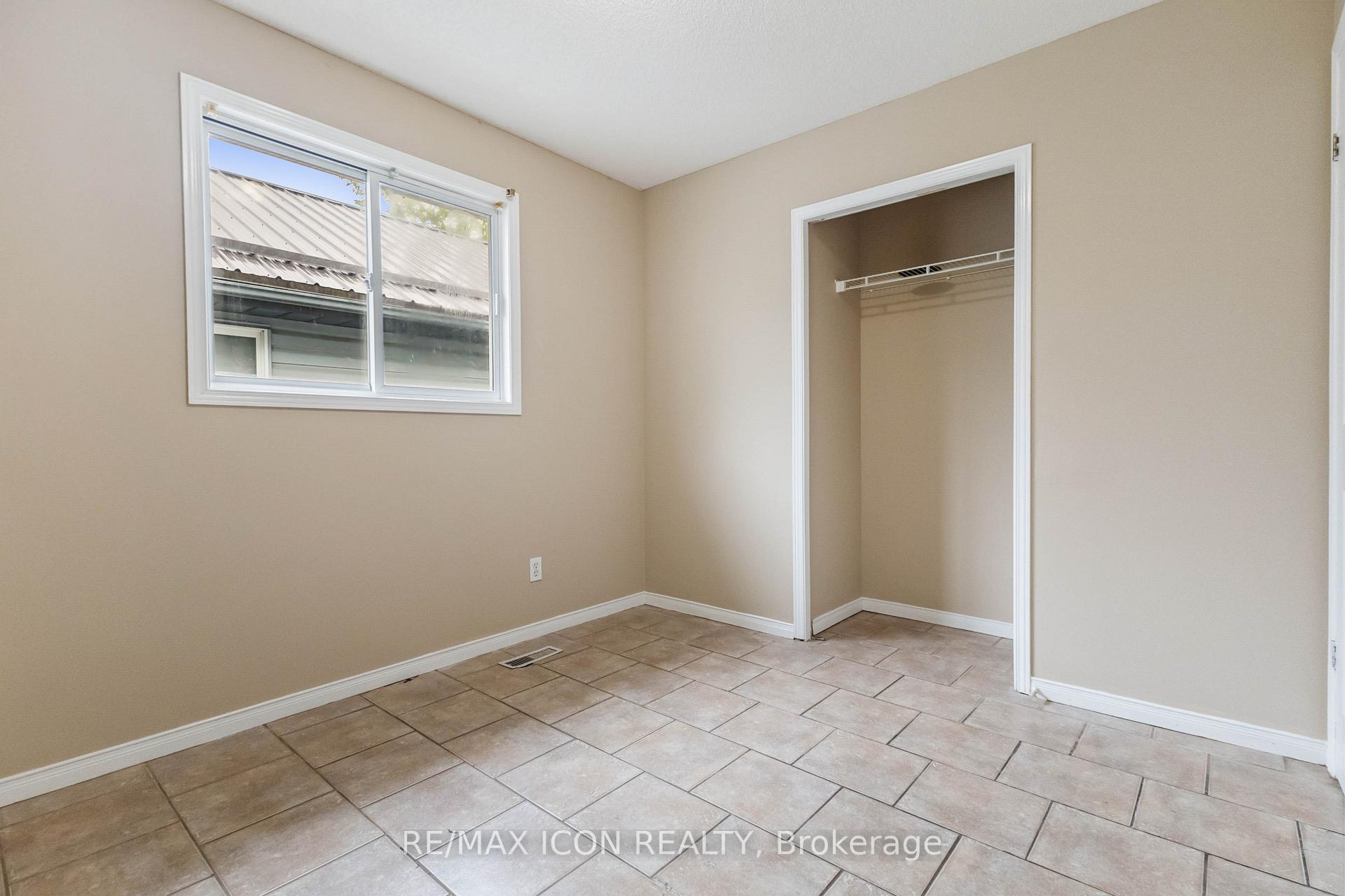 Photo 9 of 238 Fleming Drive, London, East D — HOMEH