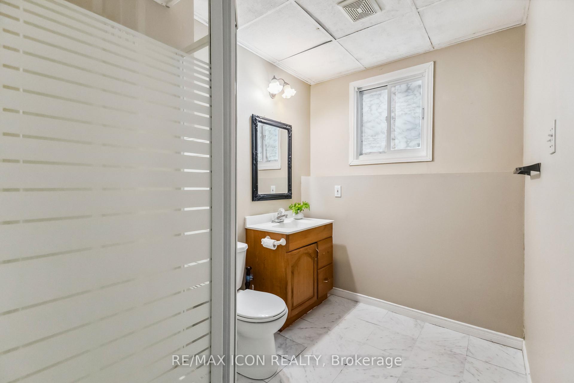 Photo 13 of 238 Fleming Drive, London, East D — HOMEH