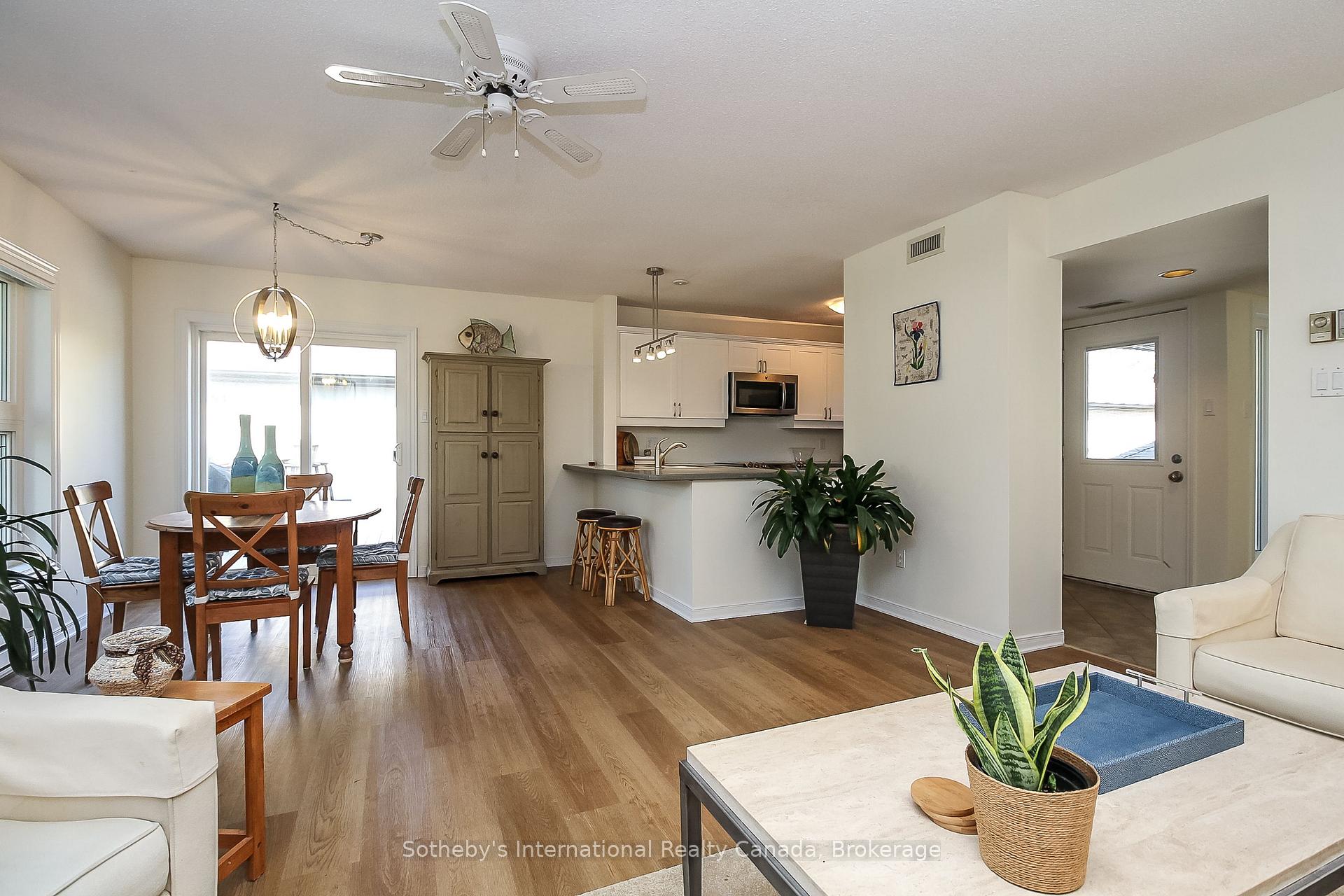 Photo 7 of 771 Johnston Park Avenue, Collingwood — HOMEH