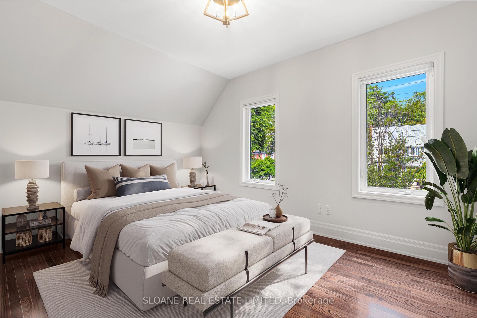 Photo 5 of 271 St Clair Avenue E, Toronto, Rosedale-Moore Park — HOMEH