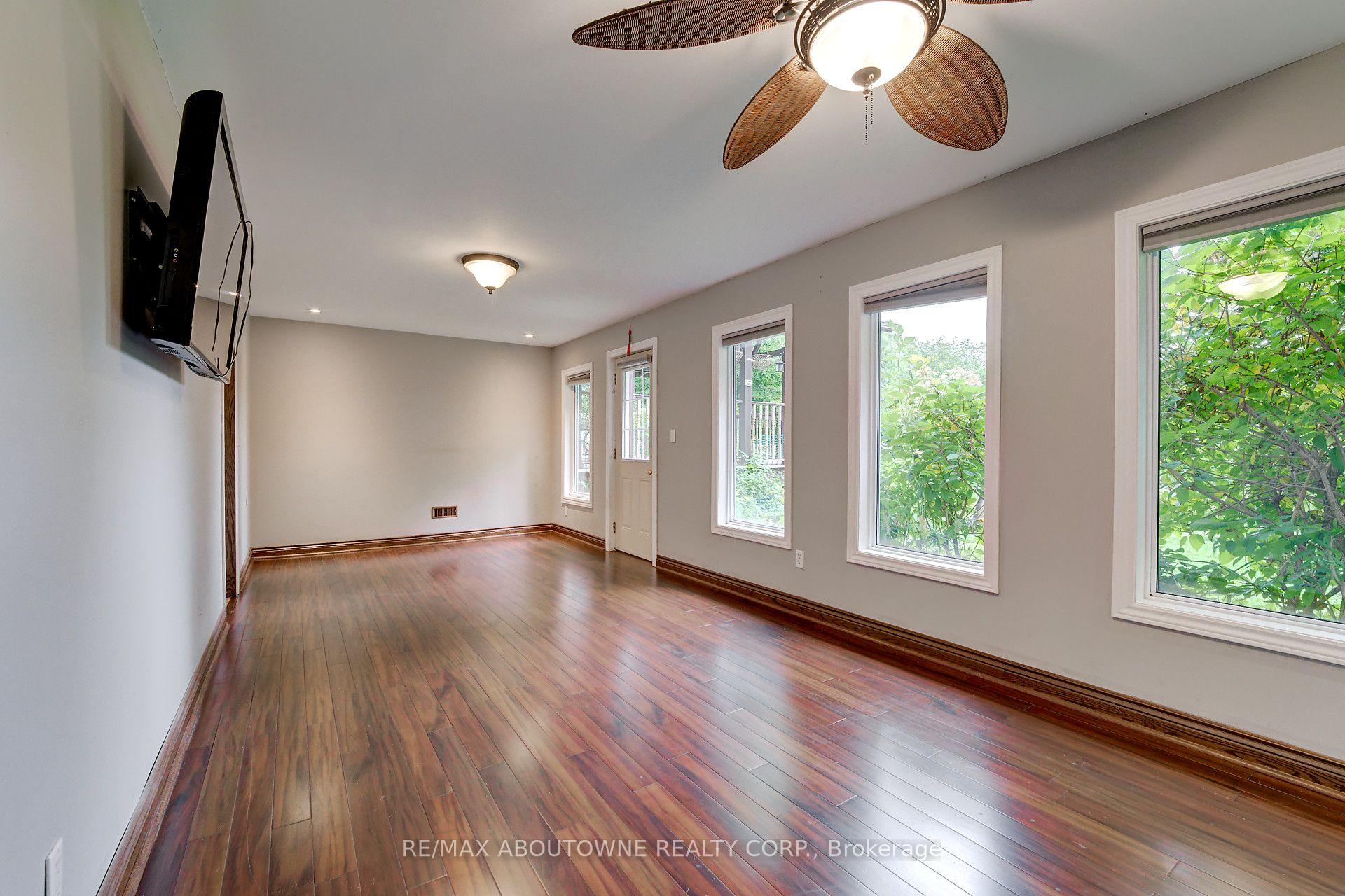 Photo 13 of 178 Carlisle Road, Hamilton, Rural Flamborough — HOMEH