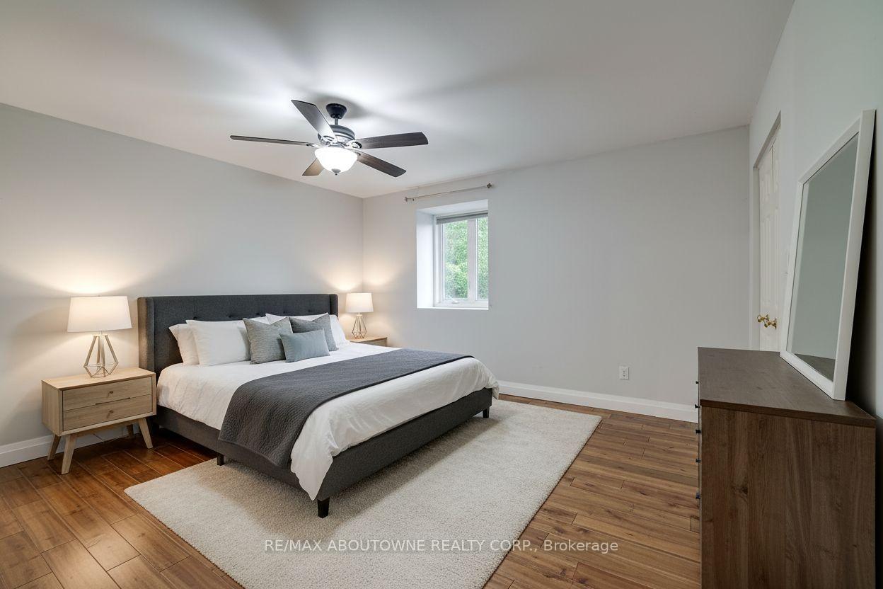Photo 25 of 178 Carlisle Road, Hamilton, Rural Flamborough — HOMEH
