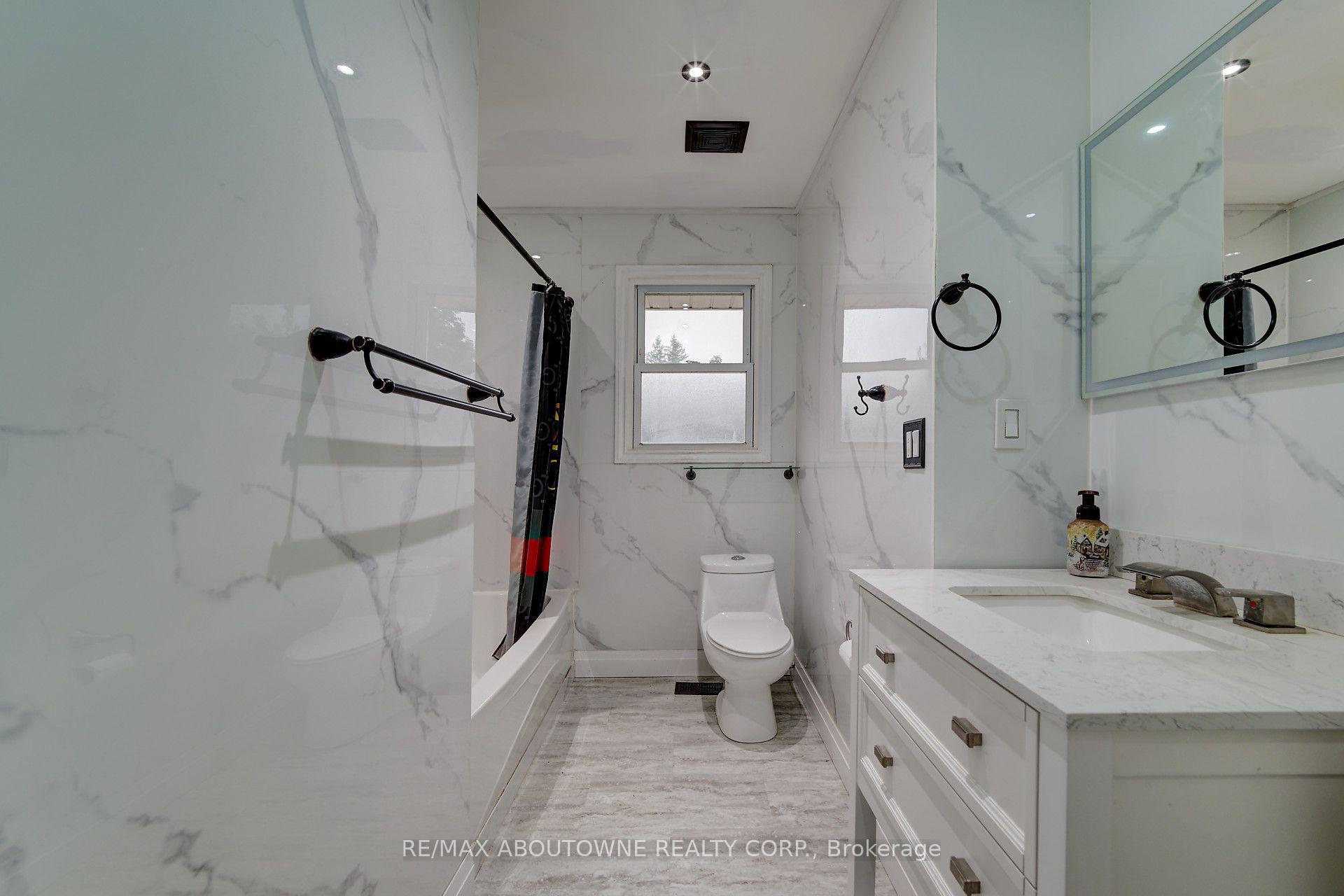Photo 29 of 178 Carlisle Road, Hamilton, Rural Flamborough — HOMEH
