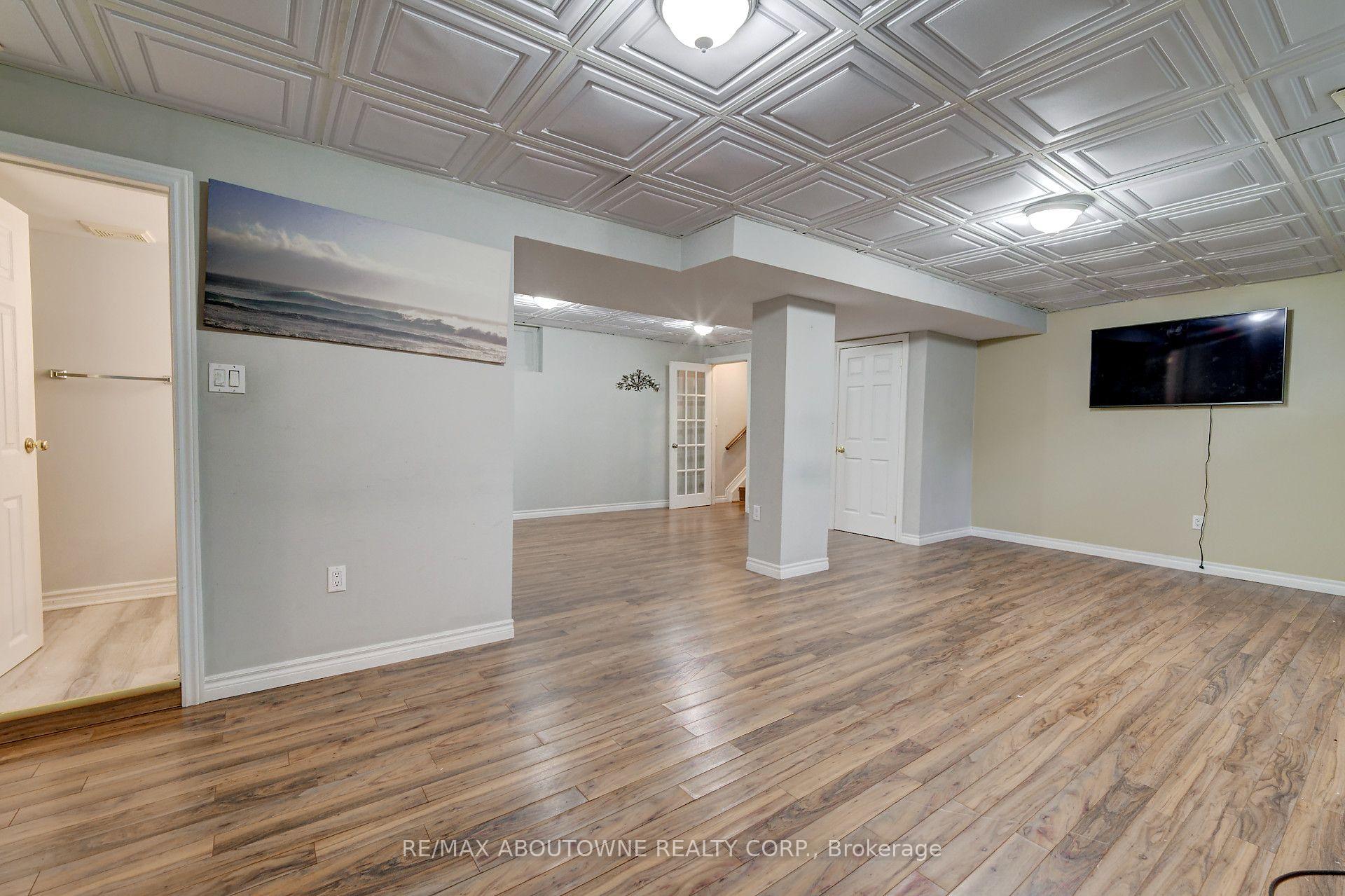 Photo 34 of 178 Carlisle Road, Hamilton, Rural Flamborough — HOMEH