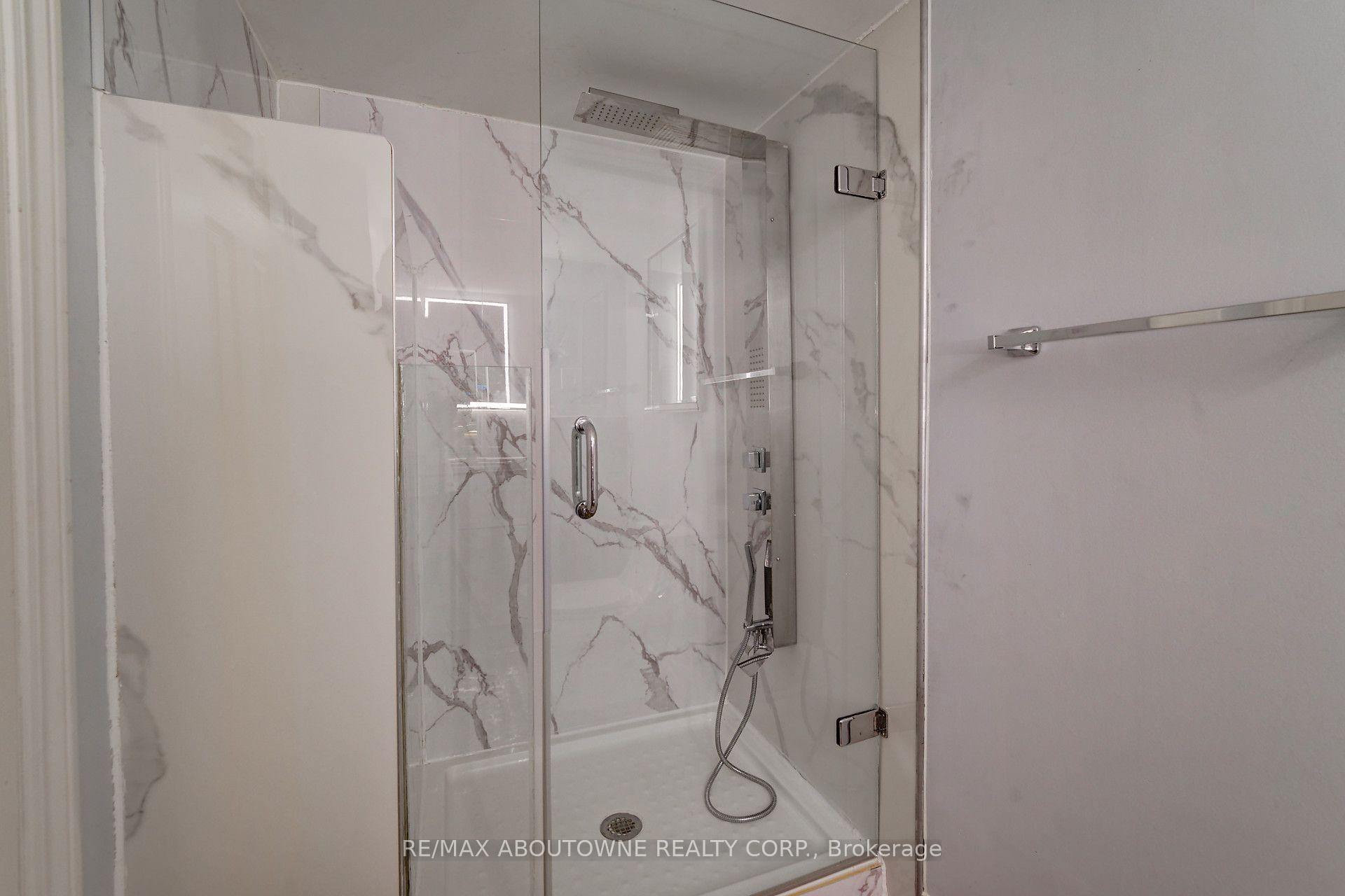 Photo 36 of 178 Carlisle Road, Hamilton, Rural Flamborough — HOMEH