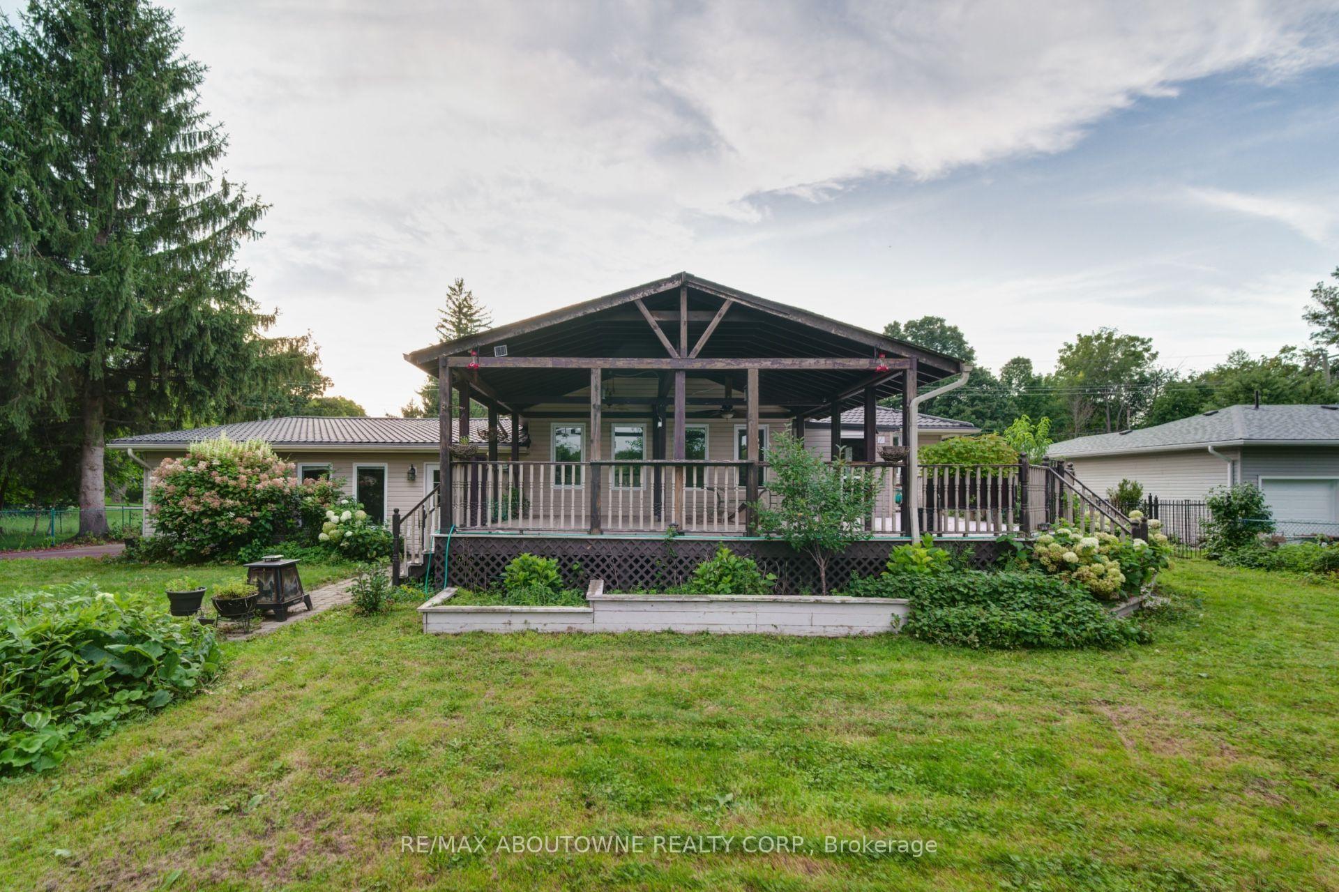 Photo 40 of 178 Carlisle Road, Hamilton, Rural Flamborough — HOMEH