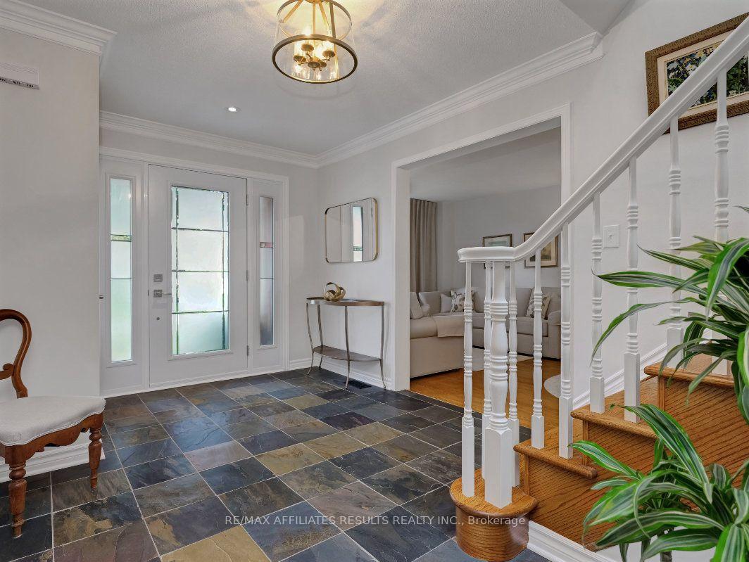 Photo 5 of 39 Kyle Avenue, Ottawa, Stittsville (Central) — HOMEH