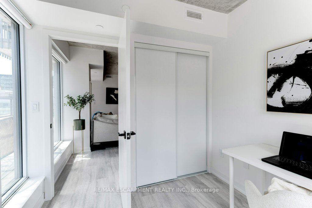 Photo 20 of Unit 803, 2 Augusta Avenue, Toronto, Waterfront Communities — HOMEH