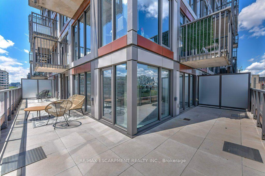 Photo 28 of Unit 803, 2 Augusta Avenue, Toronto, Waterfront Communities — HOMEH